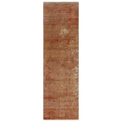 Alfombra abstracta Rug & Kilim en rojo con tonos óxido y tierra