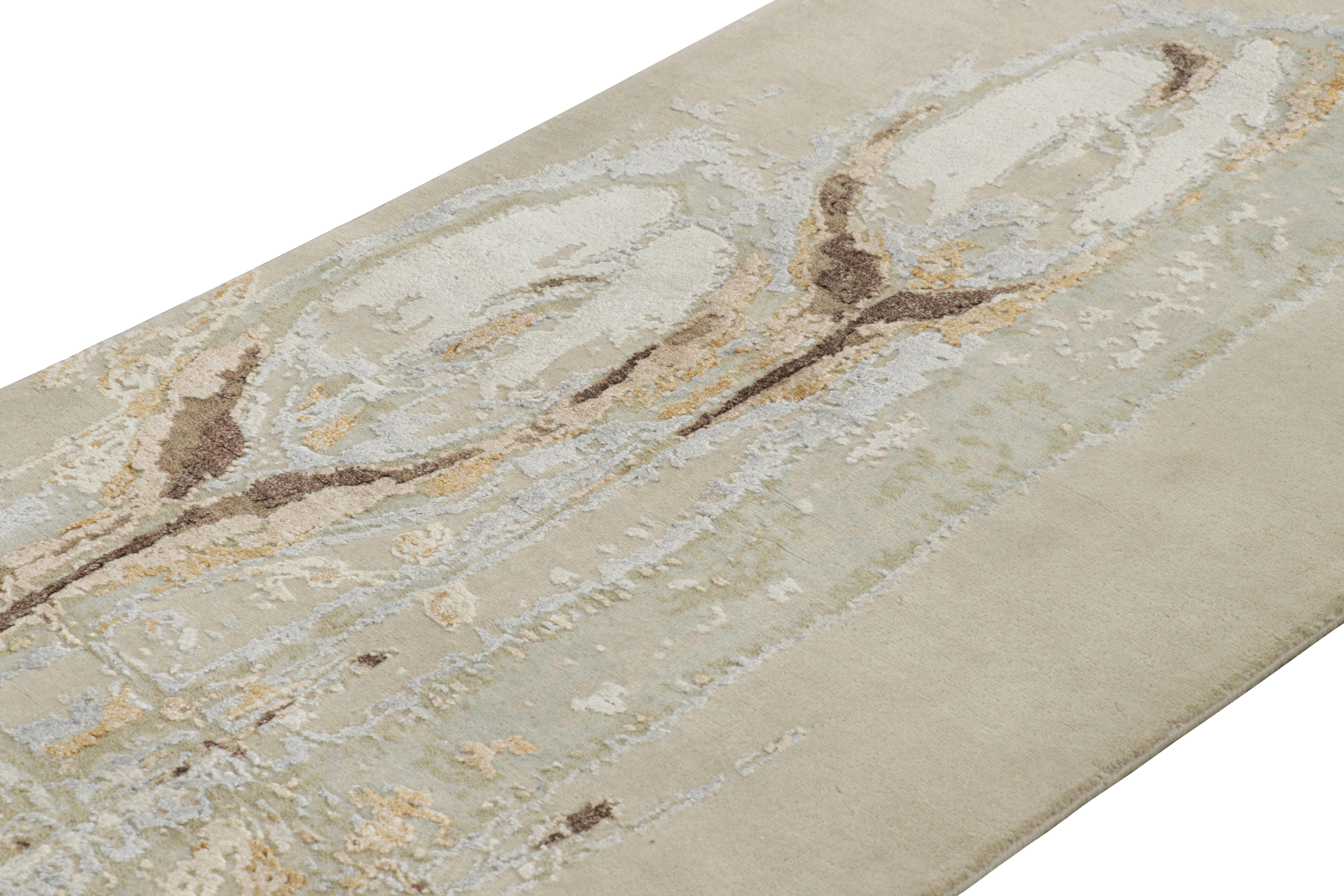 Annodato a mano in una miscela di lana e seta lucente, questo tappeto runner astratto moderno 3x7 è un'audace novità della collezione Modern di Rug & Kilim. 

Sul design: 

Gli ammiratori dell'artigianato apprezzeranno il senso di movimento e di