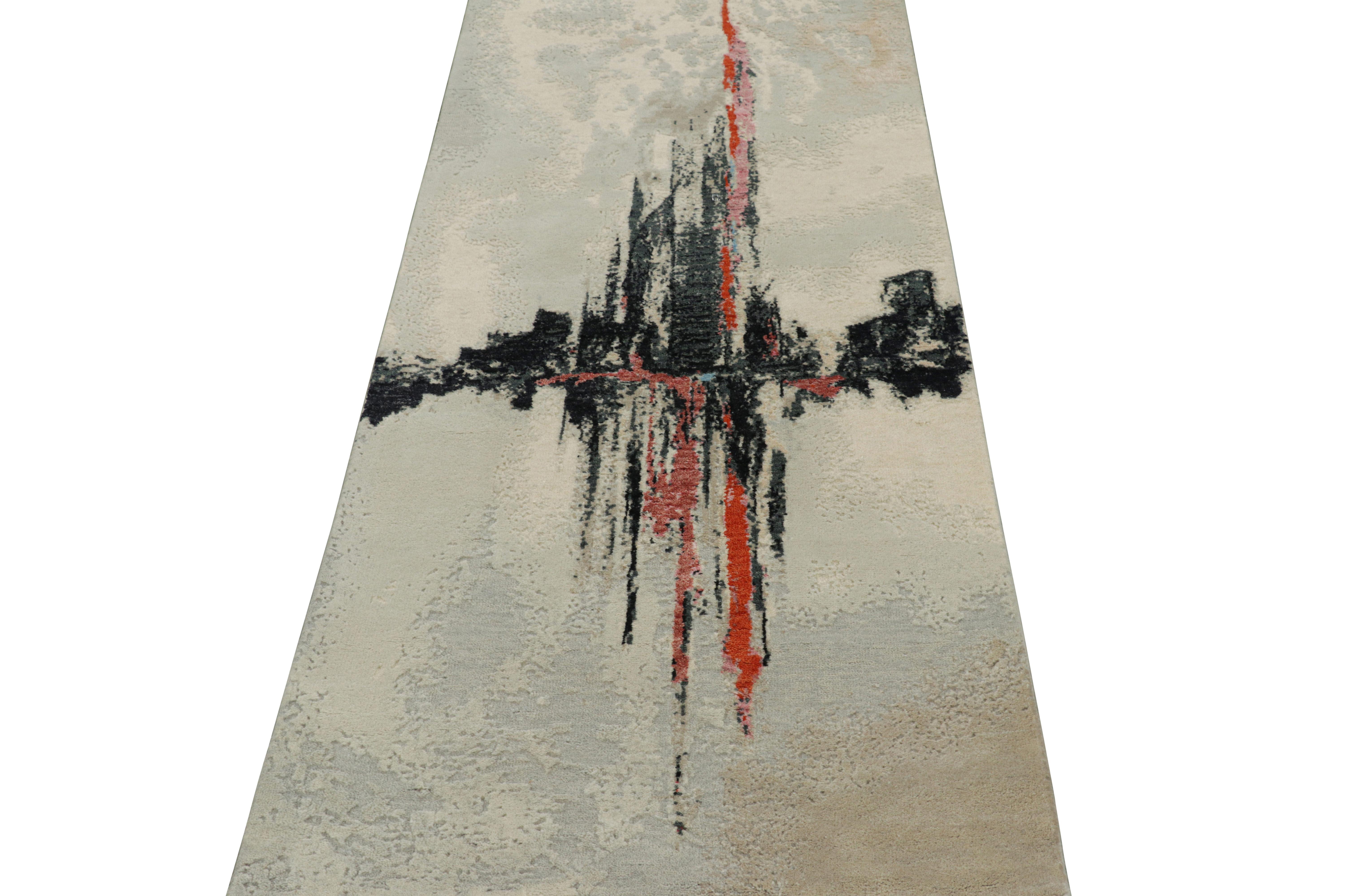 Abstrakter Läufer von Rug & Kilim in Weiß mit schwarzem und rotem geometrischem Muster (Indisch) im Angebot