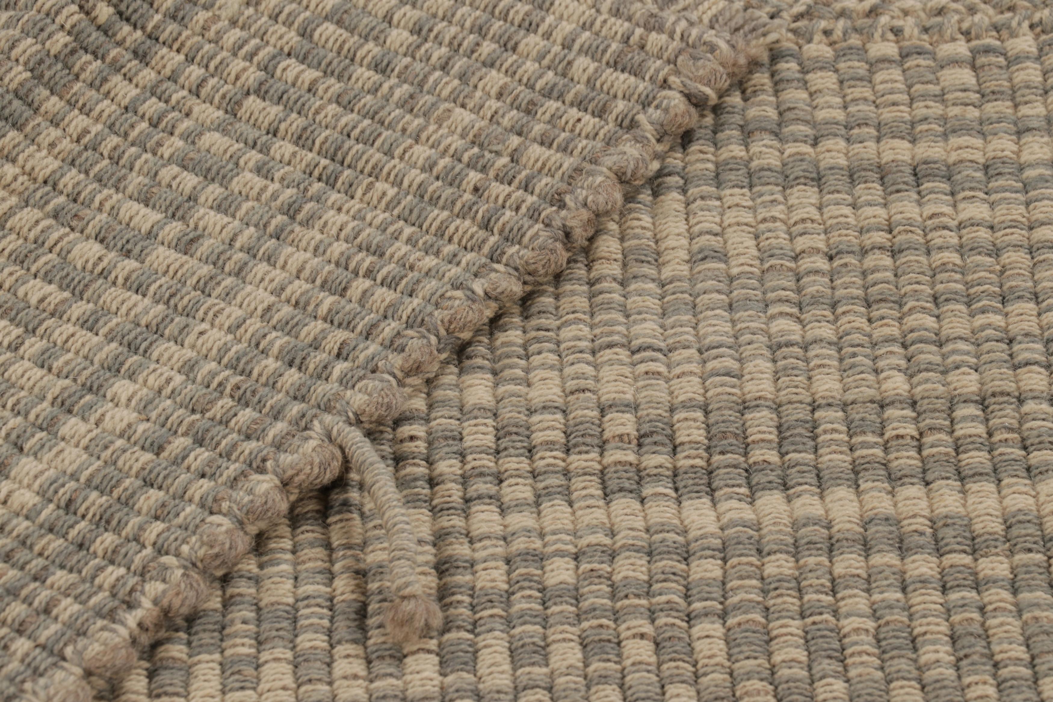 Rug & Kilim's Akzent-Kilim, Beige und Graue Struktur-Streifen (21. Jahrhundert und zeitgenössisch) im Angebot