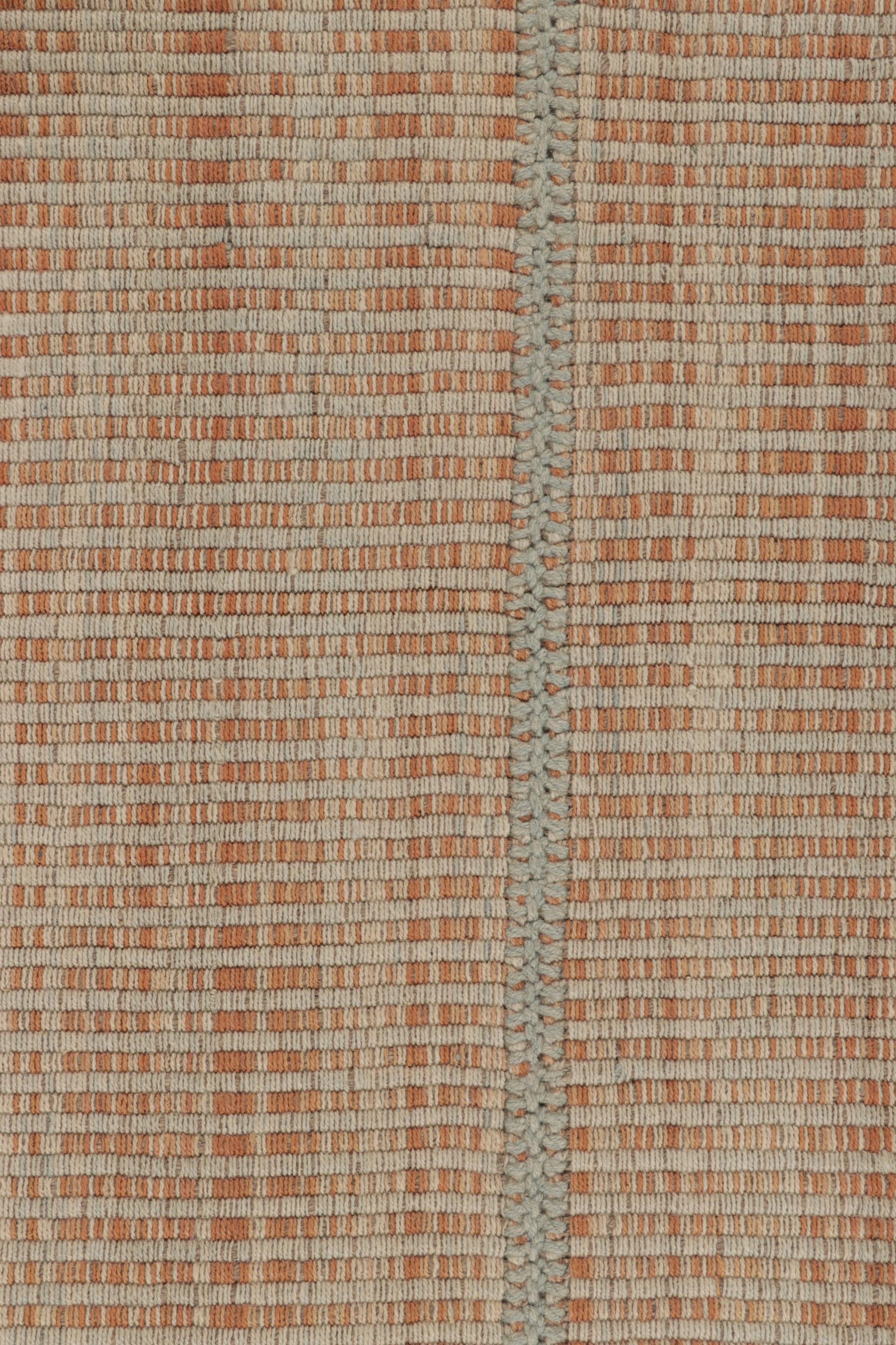 Afghano Rug & Kilim è un kilim d'accento, a strisce beige-arancio con accenti grigi in vendita