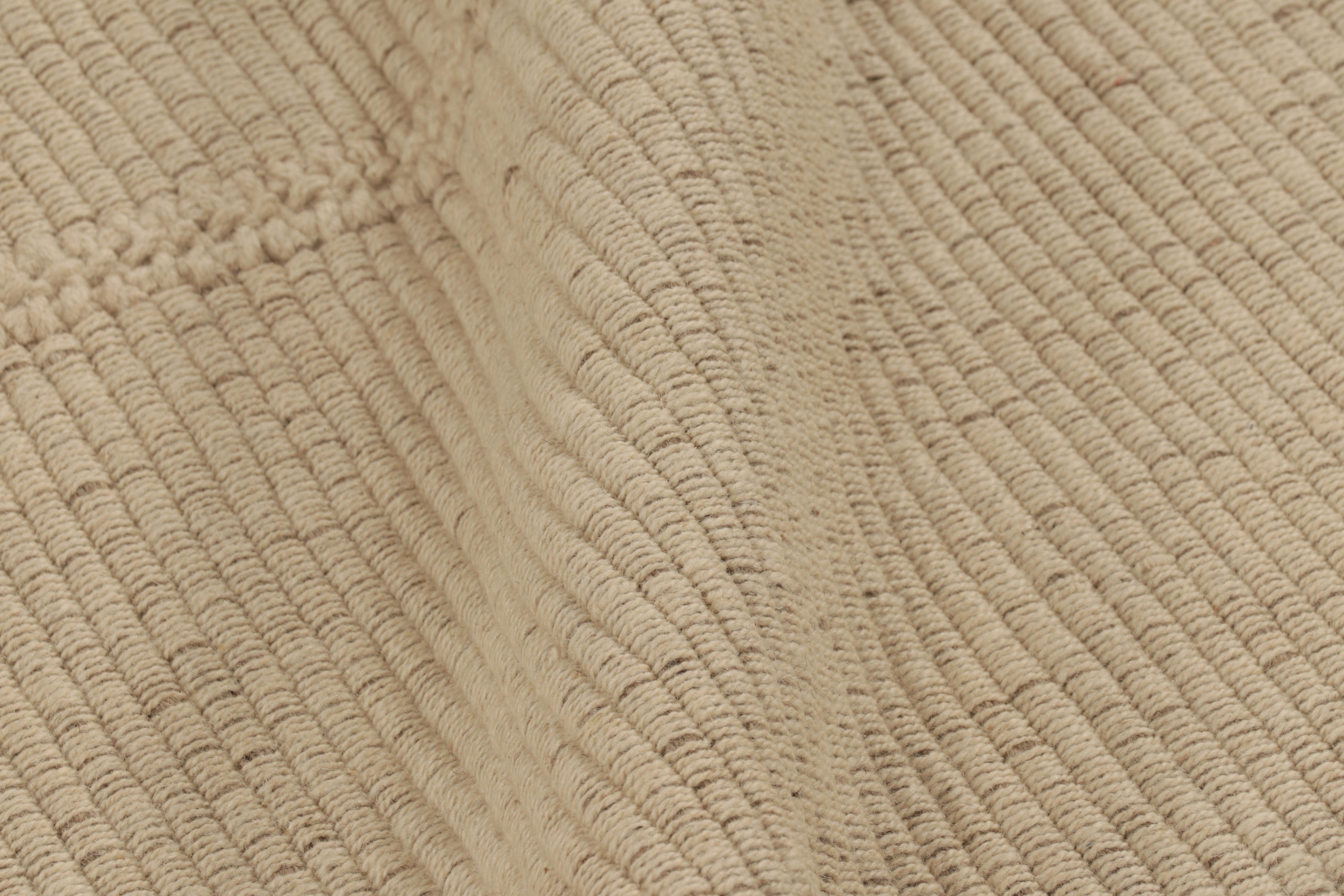 Rug & Kilim's Akzent-Kilim, beigefarbene Strukturstreifen mit grünen Akzenten im Zustand „Gut“ im Angebot in Long Island City, NY