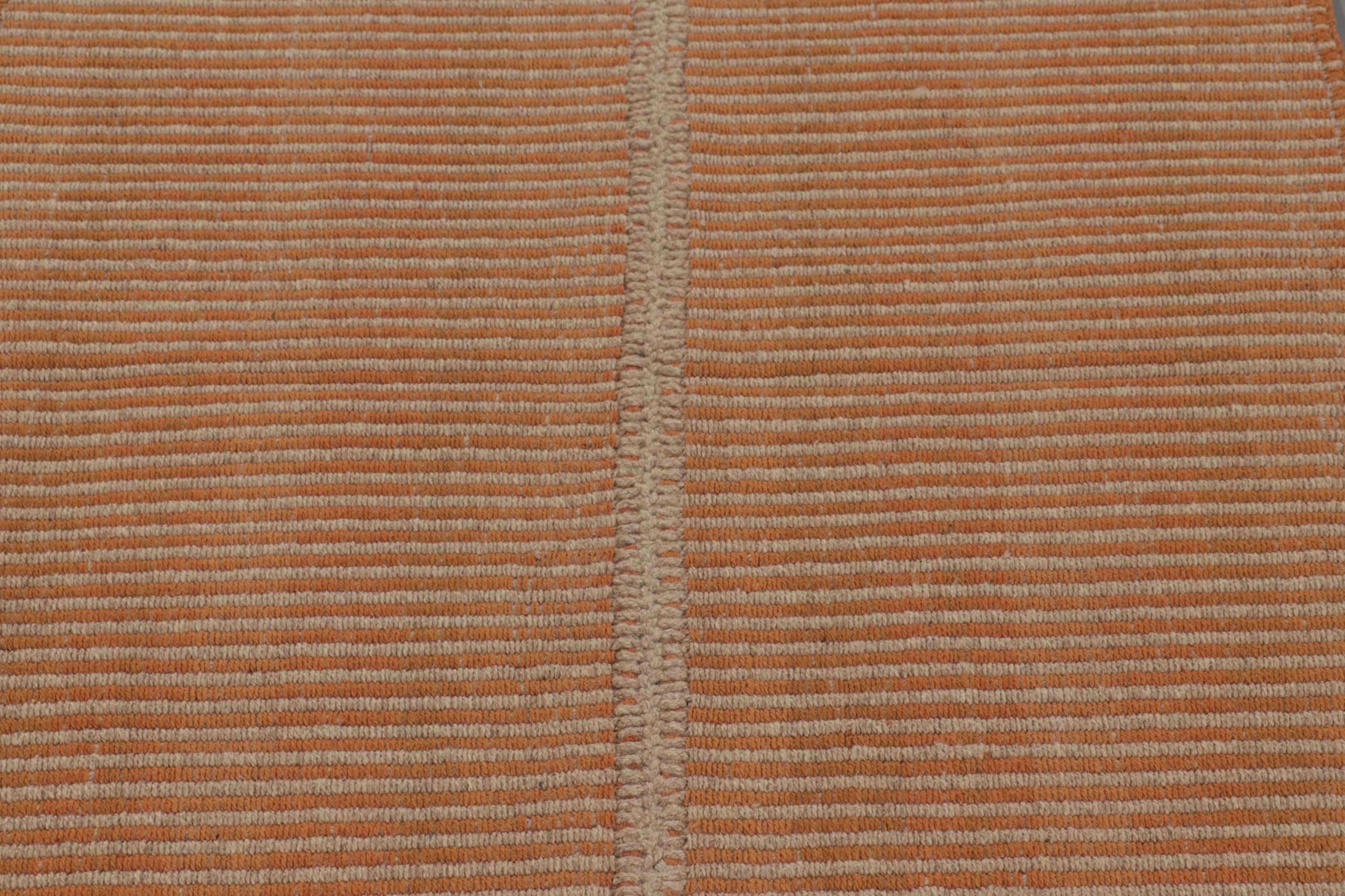 Tessuto a mano in lana, questo Kilim contemporaneo 3x4 fa parte di una nuova ed entusiasmante collezione a tessitura piatta personalizzabile di Rug & Kilim.
Sul design: 
