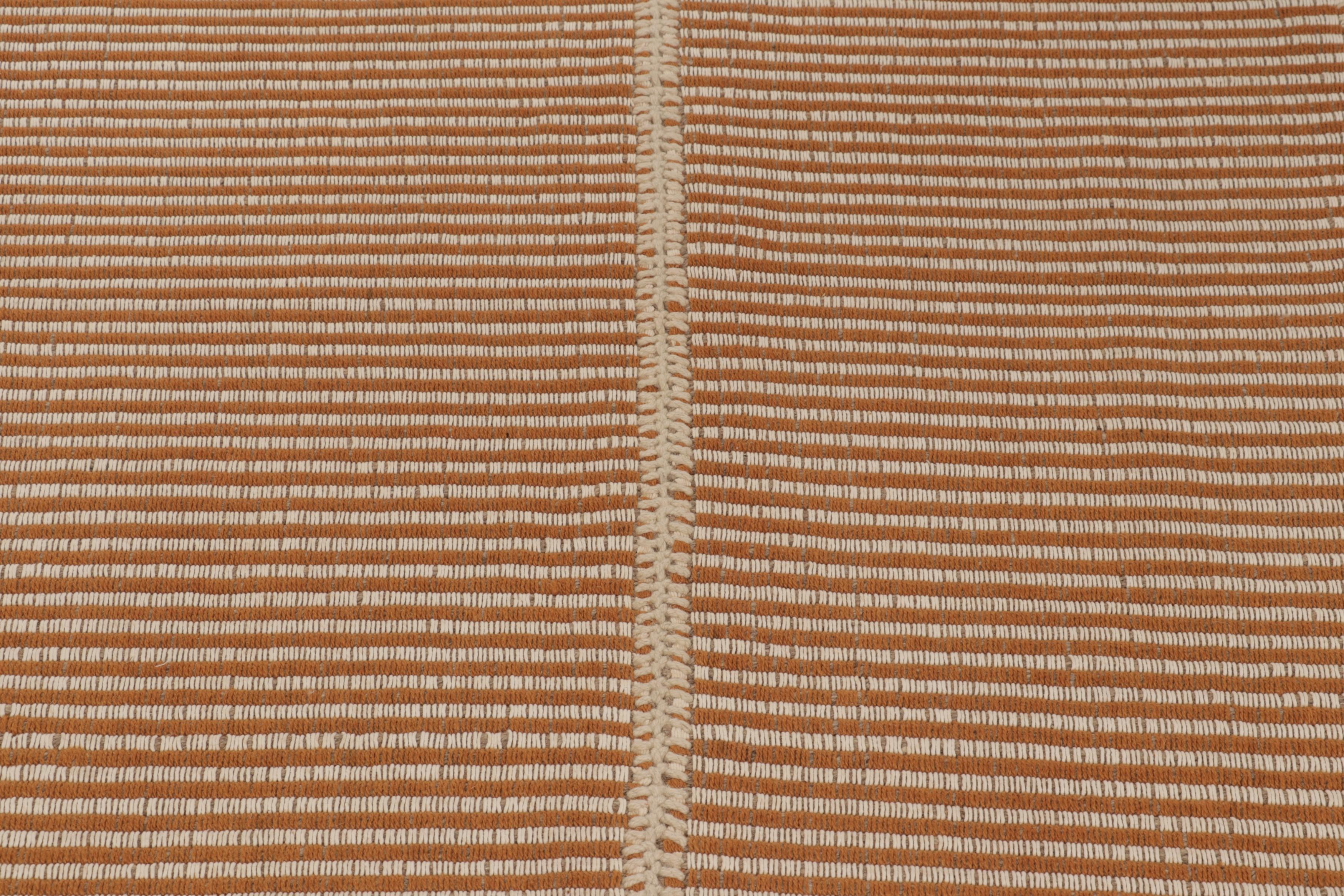 Tejido a mano en lana, este kilim contemporáneo de 4x5 es de una nueva y emocionante colección de tejido plano a medida de Rug & Kilim.

Sobre el diseño: 
