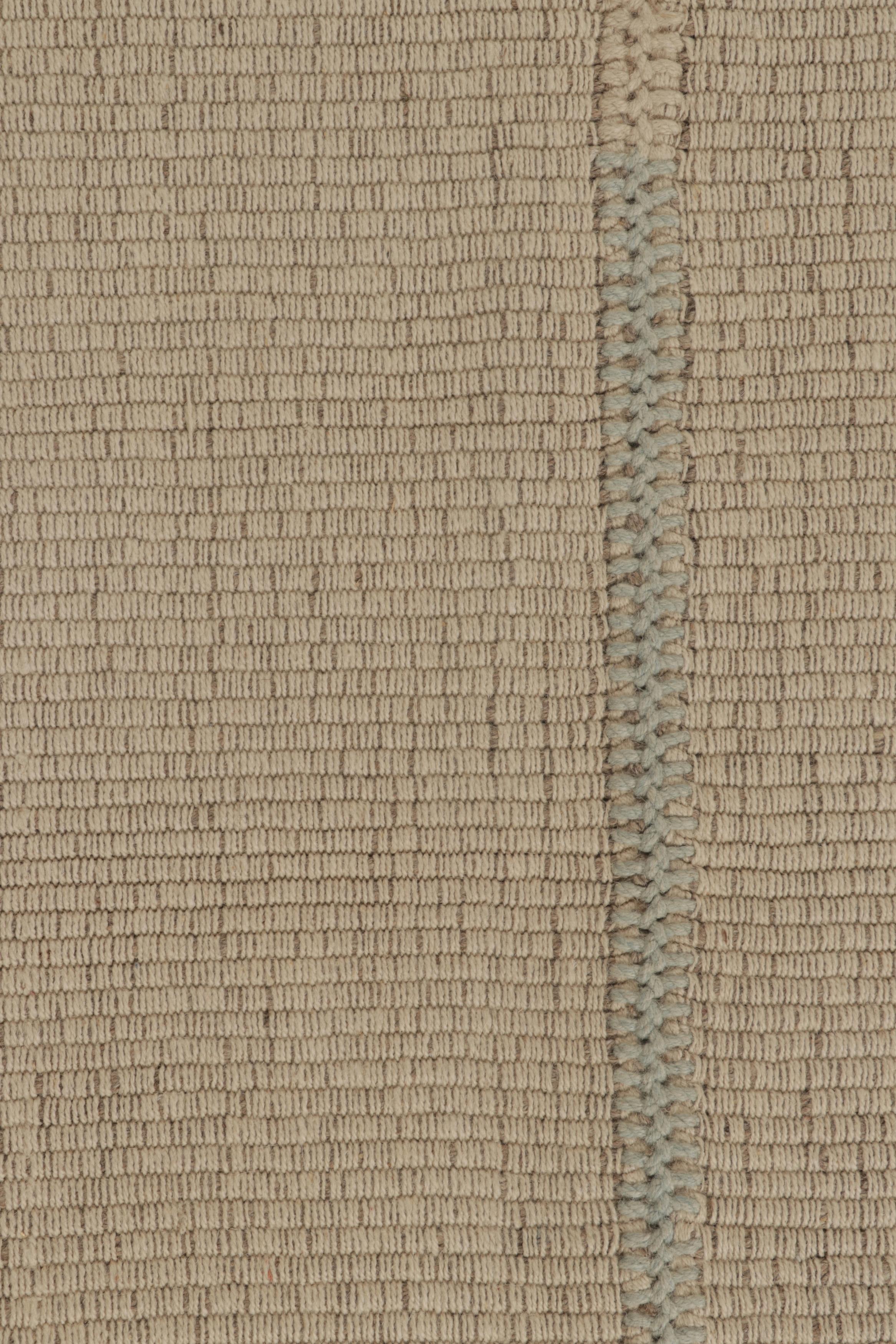Alfombra cuadrada Accent Kilim de Rug & Kilim en rayas texturadas crema y azul claro Tejido a mano en venta