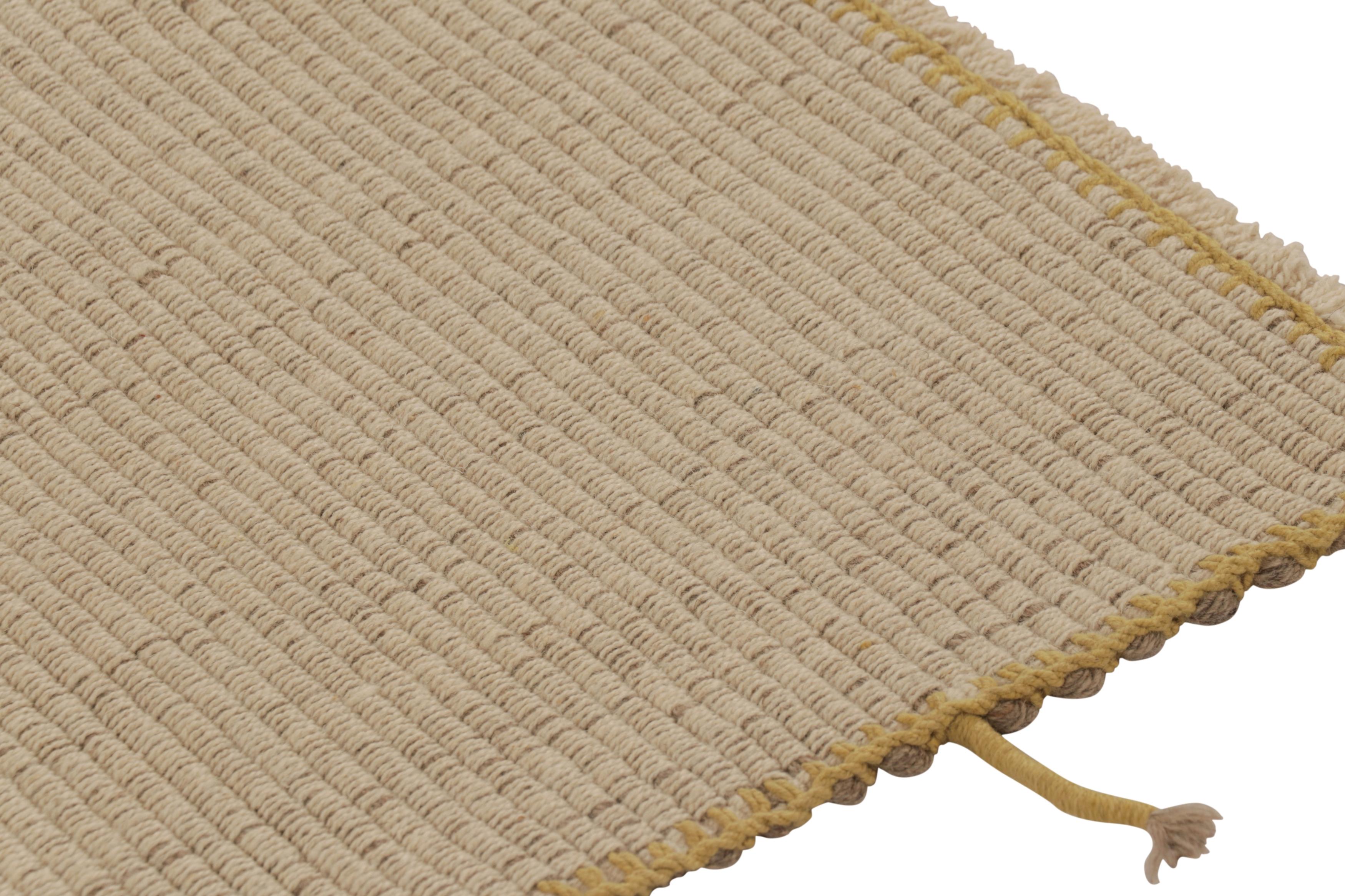 Afghan Rug & Kilim's Accent Kilim, tapis carré à rayures texturées beige et moutarde en vente