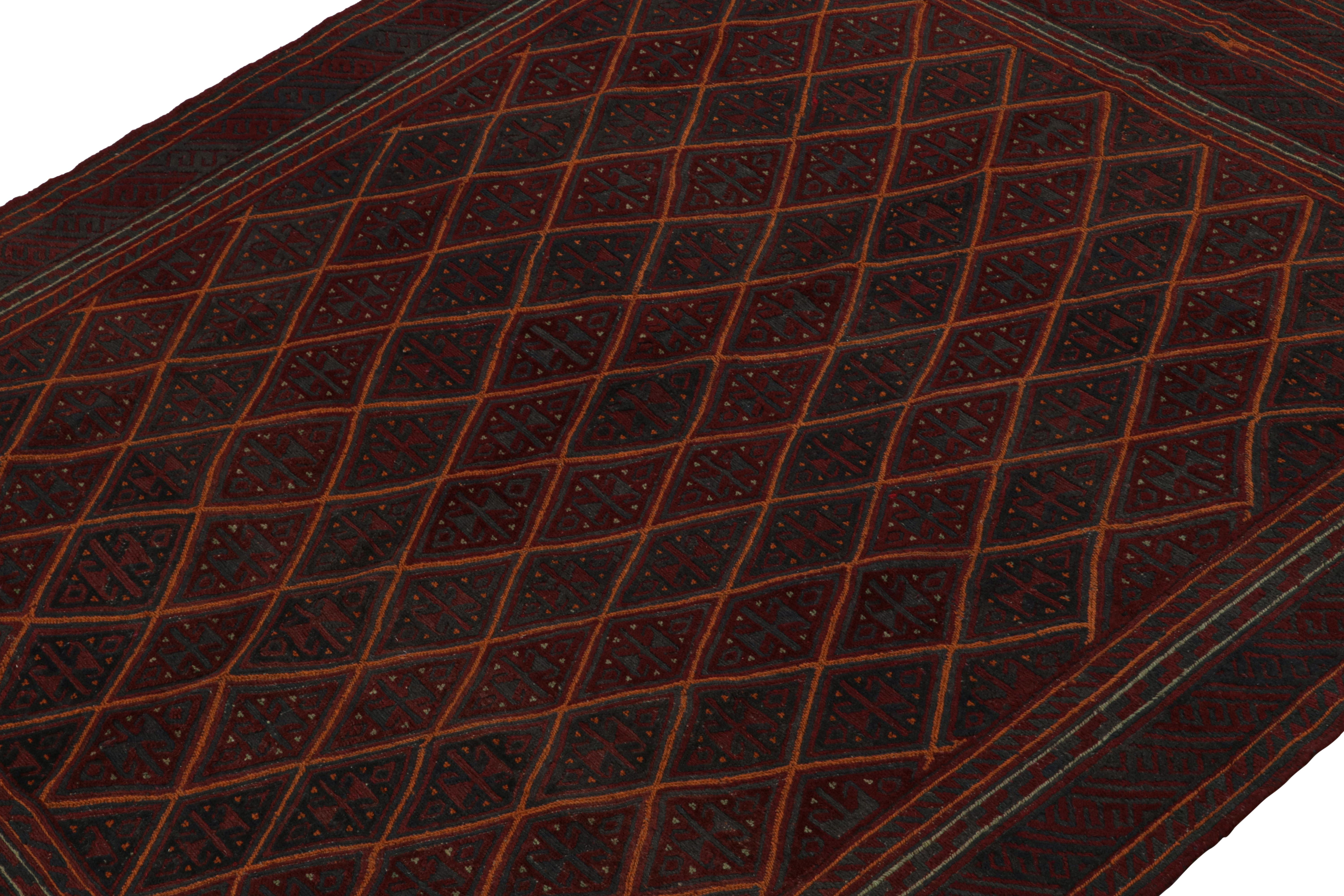 Rug & Kilim's Afghan Baluch Tribal Rug in Red with Geometric Patterns (tapis tribal afghan de Baluch en rouge avec des motifs géométriques) Neuf - En vente à Long Island City, NY