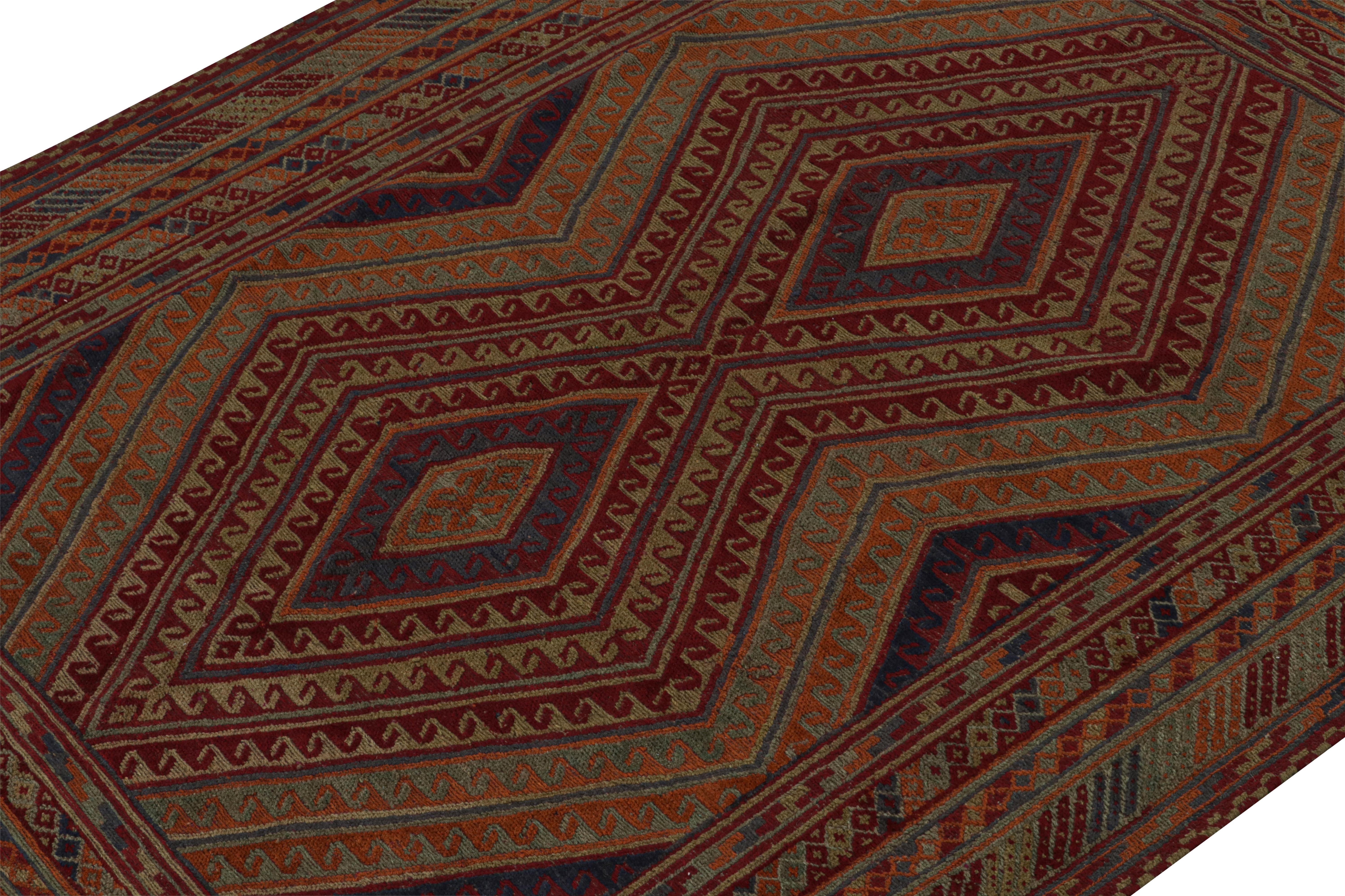 Rug & Kilim's Afghan Baluch Tribal Rug with Colorful Geometric Patterns (tapis tribal afghan baloutche à motifs géométriques colorés) Neuf - En vente à Long Island City, NY