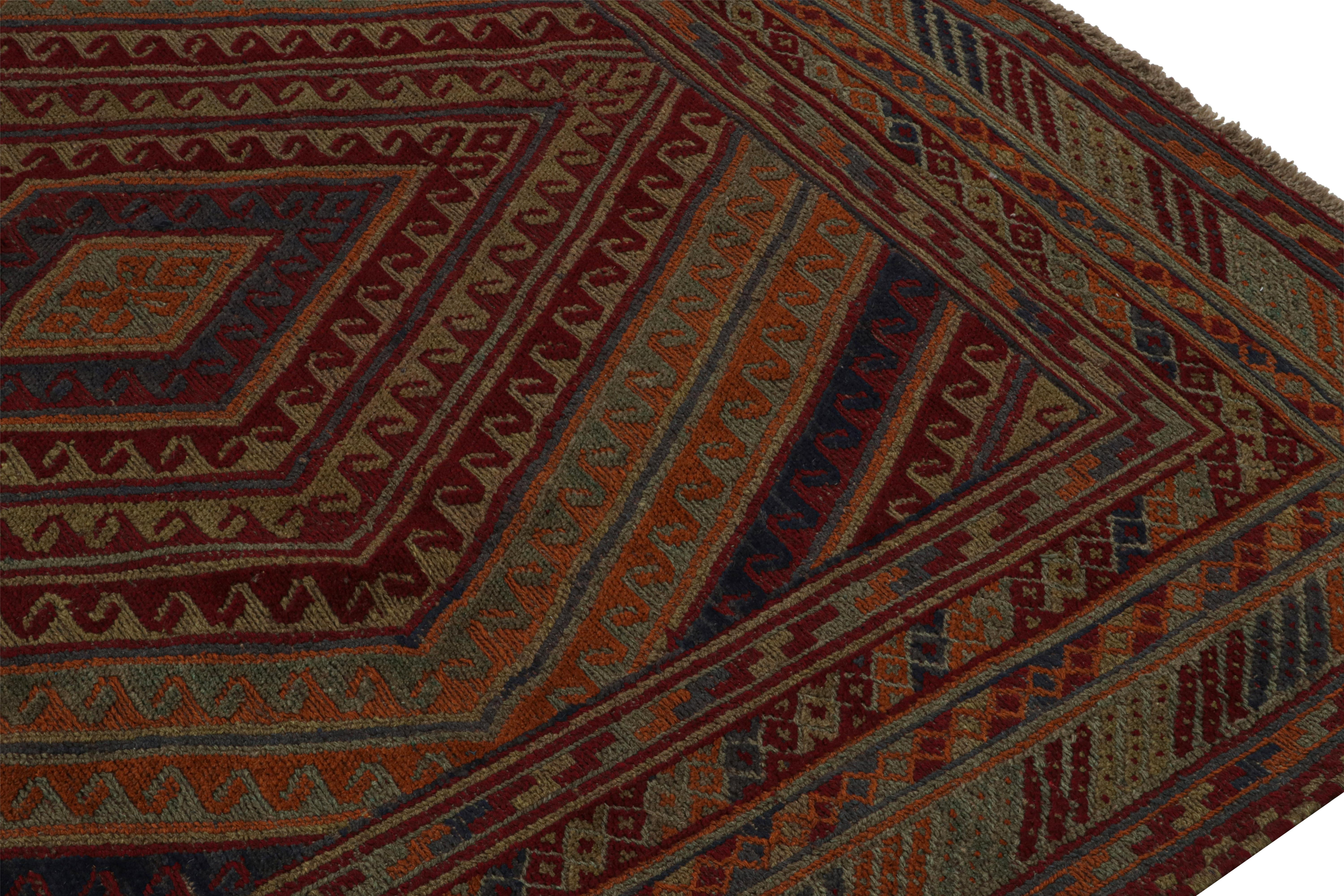 XXIe siècle et contemporain Rug & Kilim's Afghan Baluch Tribal Rug with Colorful Geometric Patterns (tapis tribal afghan baloutche à motifs géométriques colorés) en vente