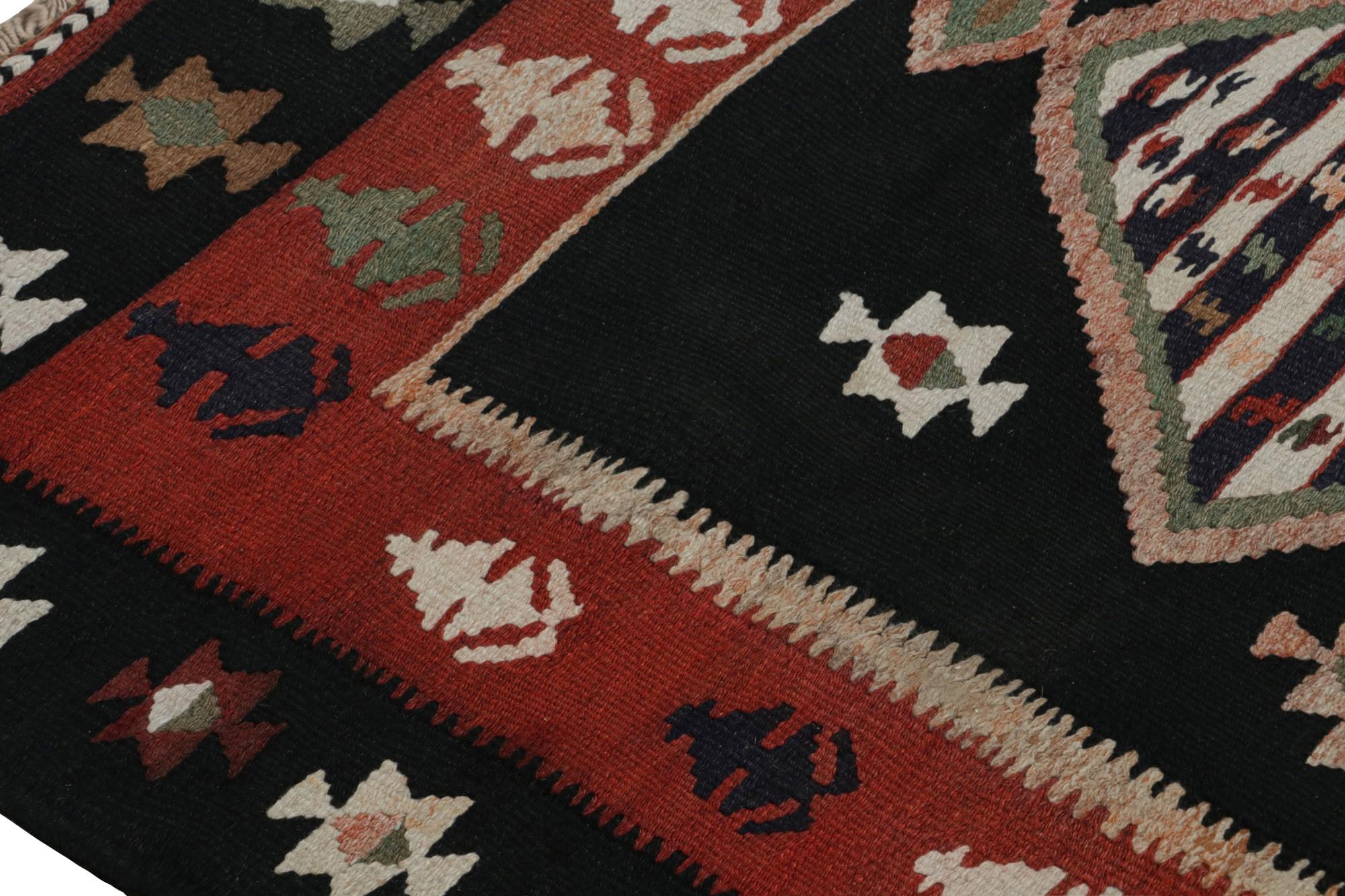 Rug & Kilim's Afghan Tribal Kilim in Blau mit Medaillons und geometrischen Mustern (Handgeknüpft) im Angebot