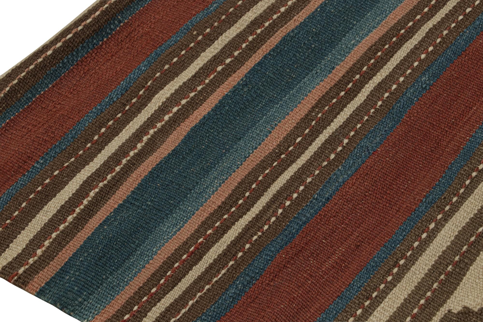 Afghanischer Stammes-Kilimteppich von Rug & Kilim in Rot mit Streifen und geometrischen Mustern im Zustand „Neu“ im Angebot in Long Island City, NY