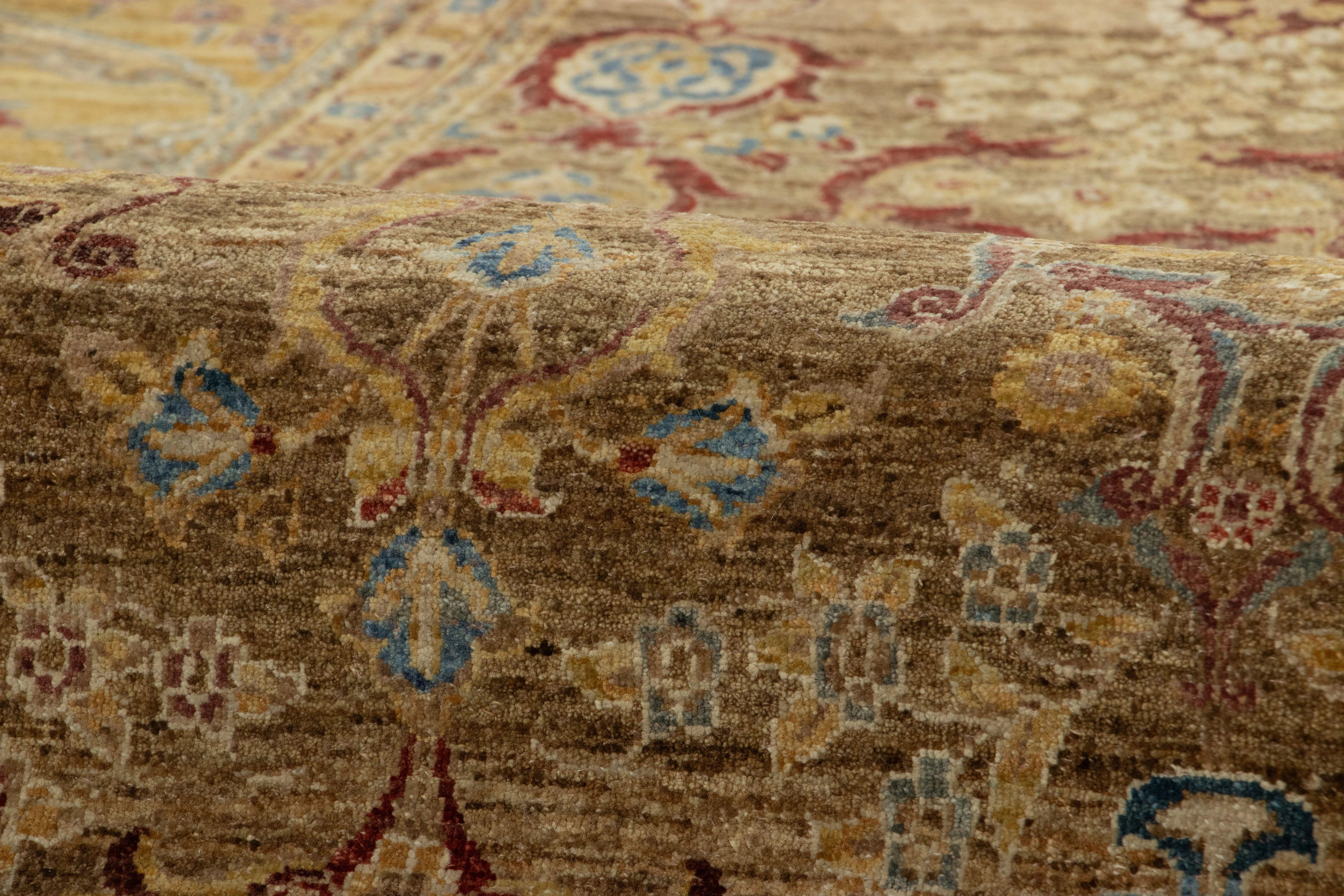 Rug & Kilim's Agra Style Orientteppich in Braun und Gold mit floralen Mustern im Zustand „Gut“ im Angebot in Long Island City, NY