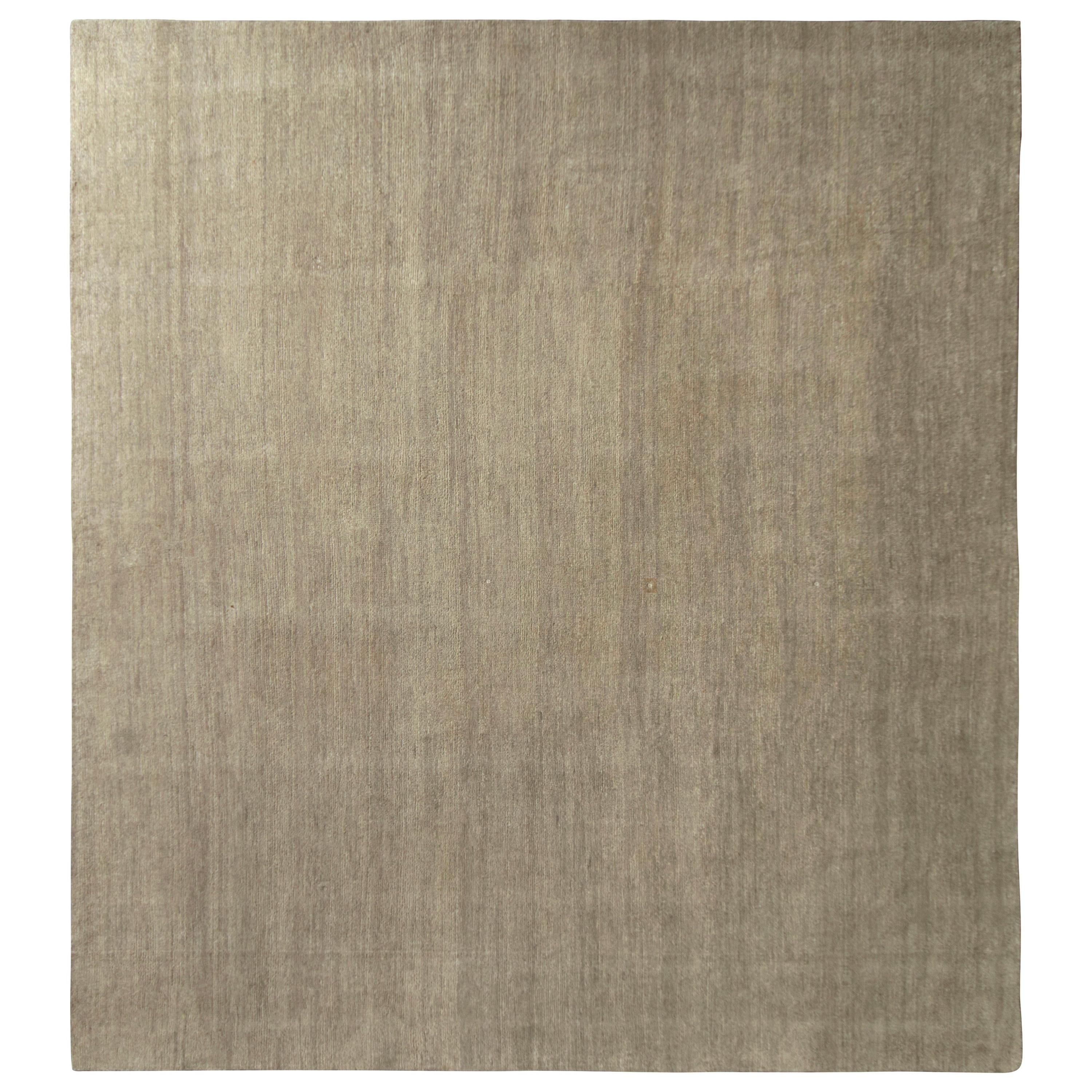 Rug & Kilim's All-Over Modern Rug Silver Gray Silk Texture of Color For Sale