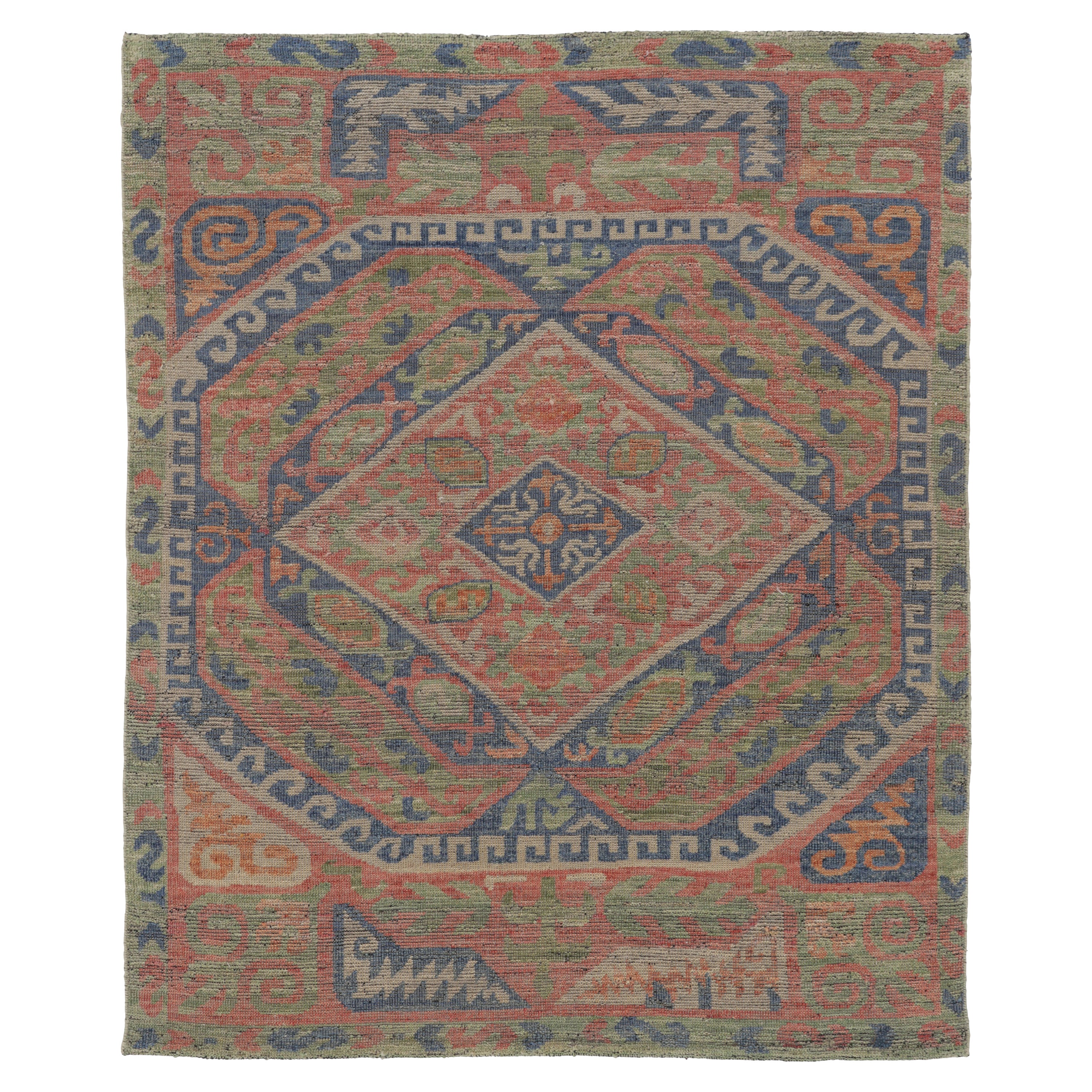 Rug
Kilim è un tappeto a medaglioni di ispirazione anatolica, con una vibrante geometria tribale