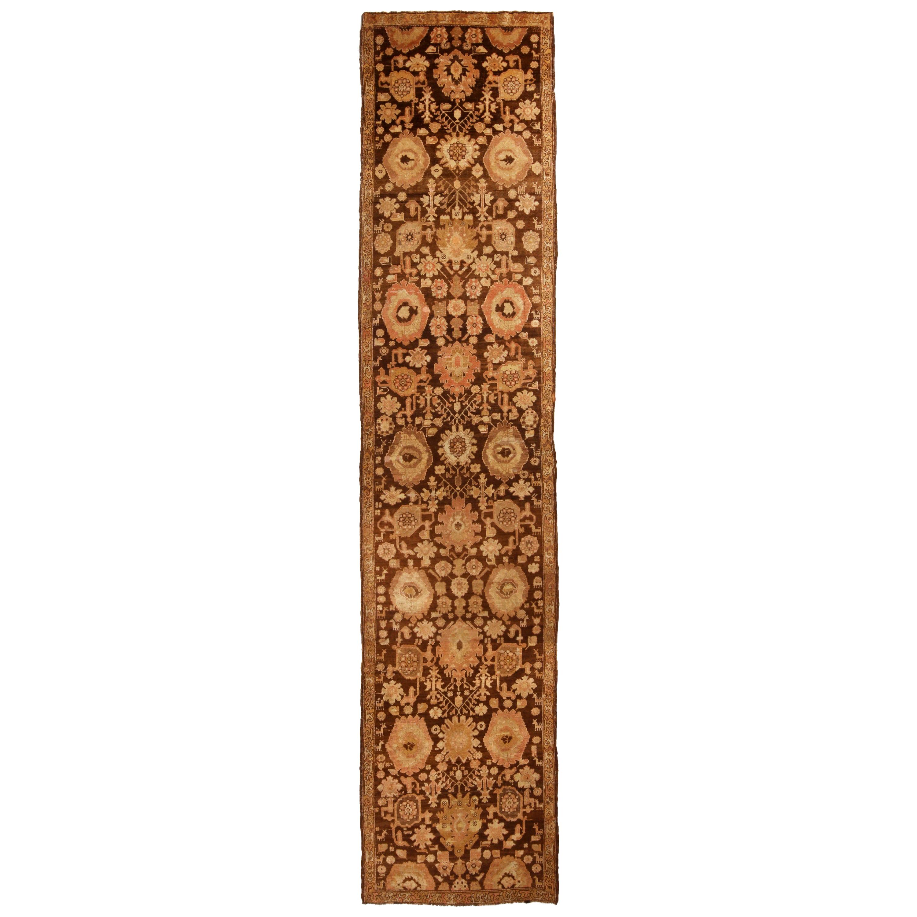 Tapis antique Karabagh en beige brun à motif géométrique et floral par Rug & Kilim en vente