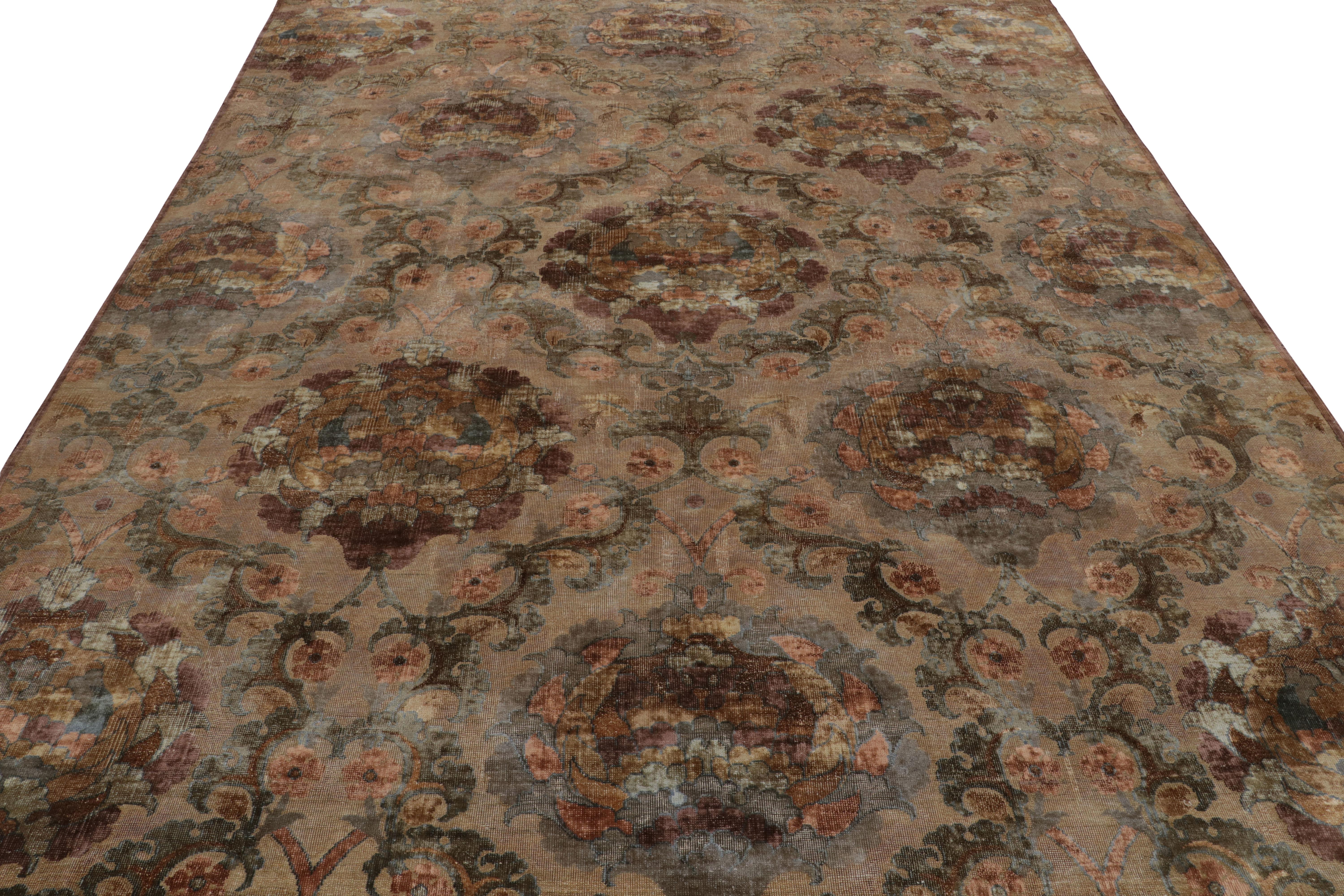 Rug & Kilim's Antique Ottoman rug in Camel and Golden Brown Tones (tapis ottoman ancien dans les tons de chameau et de brun doré) Neuf - En vente à Long Island City, NY