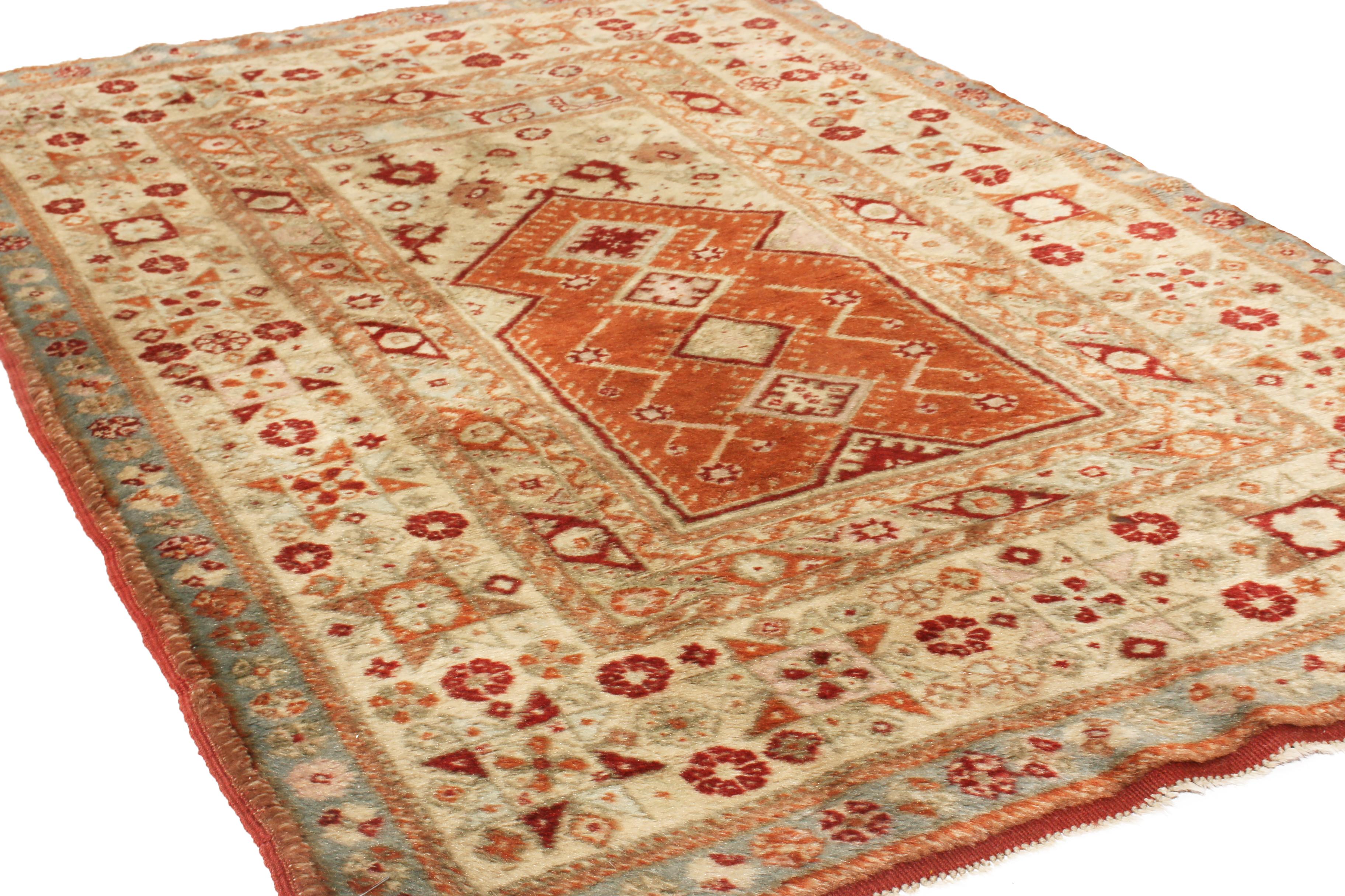 Turkish Antique Oushak Traditional Beige and Red in Geometric Pattern by Rug & Kilim For Sale