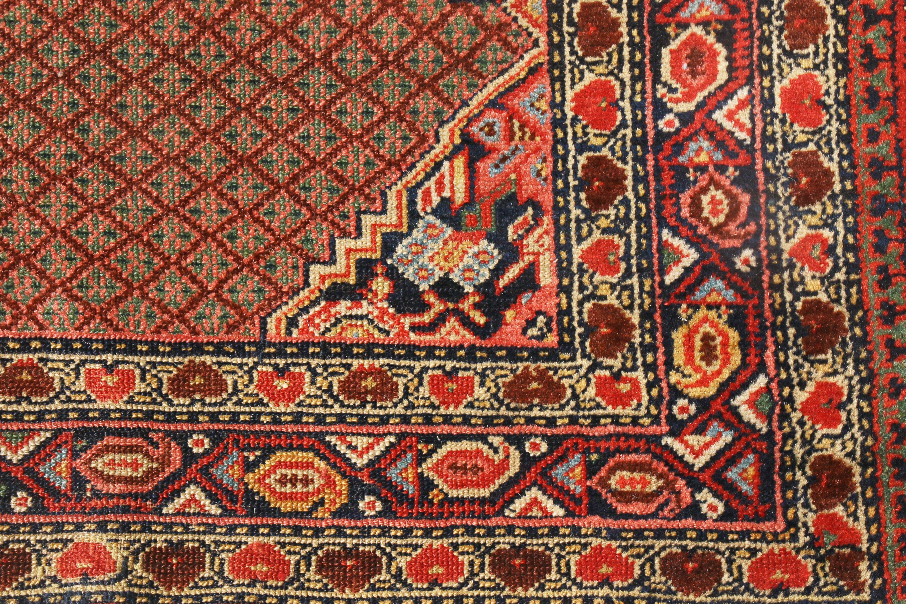 Antiker antiker Sarab-Teppich mit rotem geometrischem Blumenmuster, persischer Läufer von Teppich & Kelim (Spätes 19. Jahrhundert) im Angebot