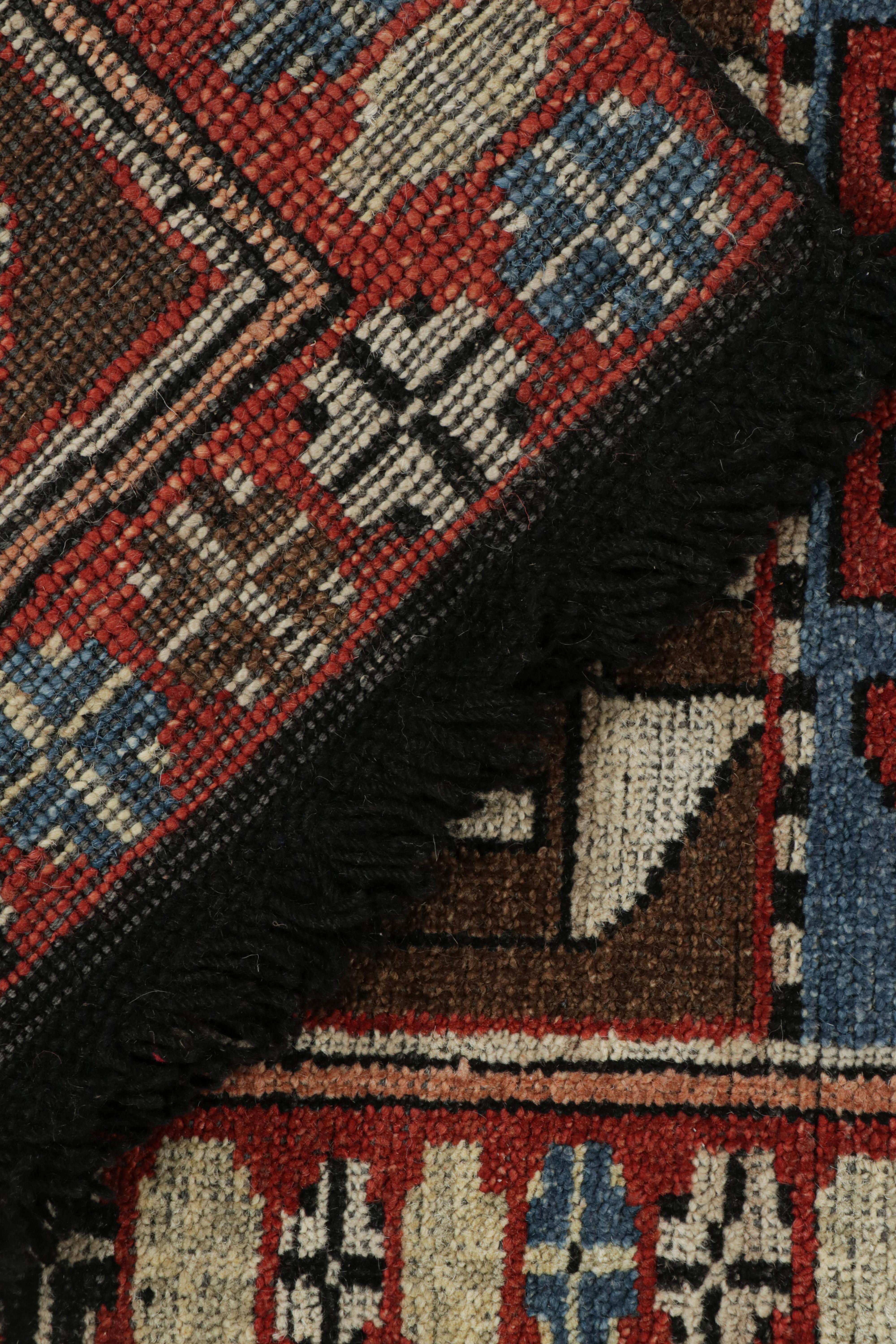 Rug & Kilim's Antique Tribal Style rug in Red, Blue & Brown Patterns (tapis ancien de style tribal à motifs rouges, bleus et bruns) en vente 2