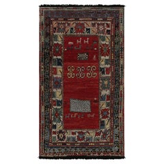 Tapis & Kilims - Tapis ancien de style turkmène rouge avec motifs tribaux bleus et or