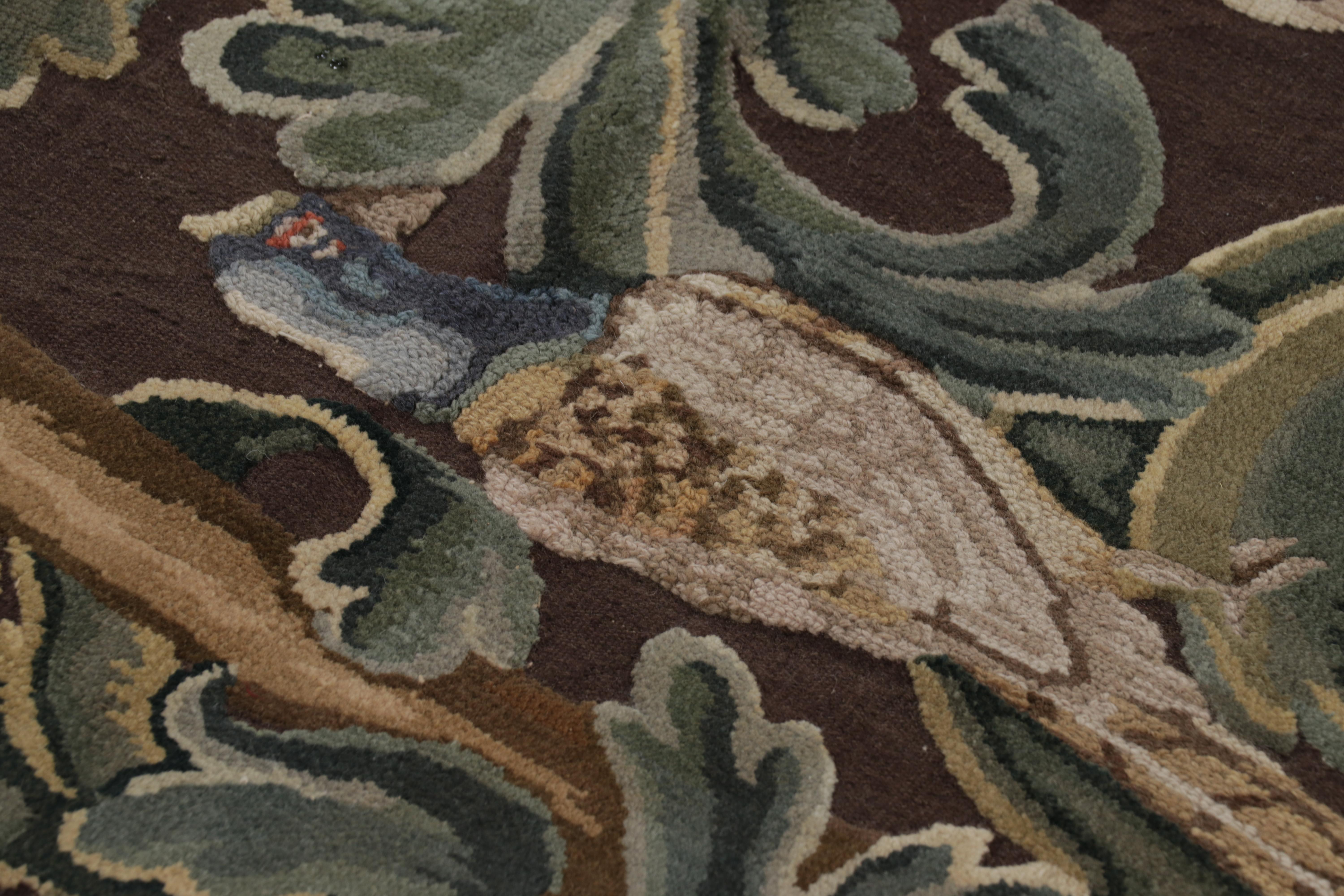 Rug & Kilim's Wappen-Teppich im Tudor-Stil in Schwarz mit Beige-, Blau- und Goldtönen (21. Jahrhundert und zeitgenössisch) im Angebot