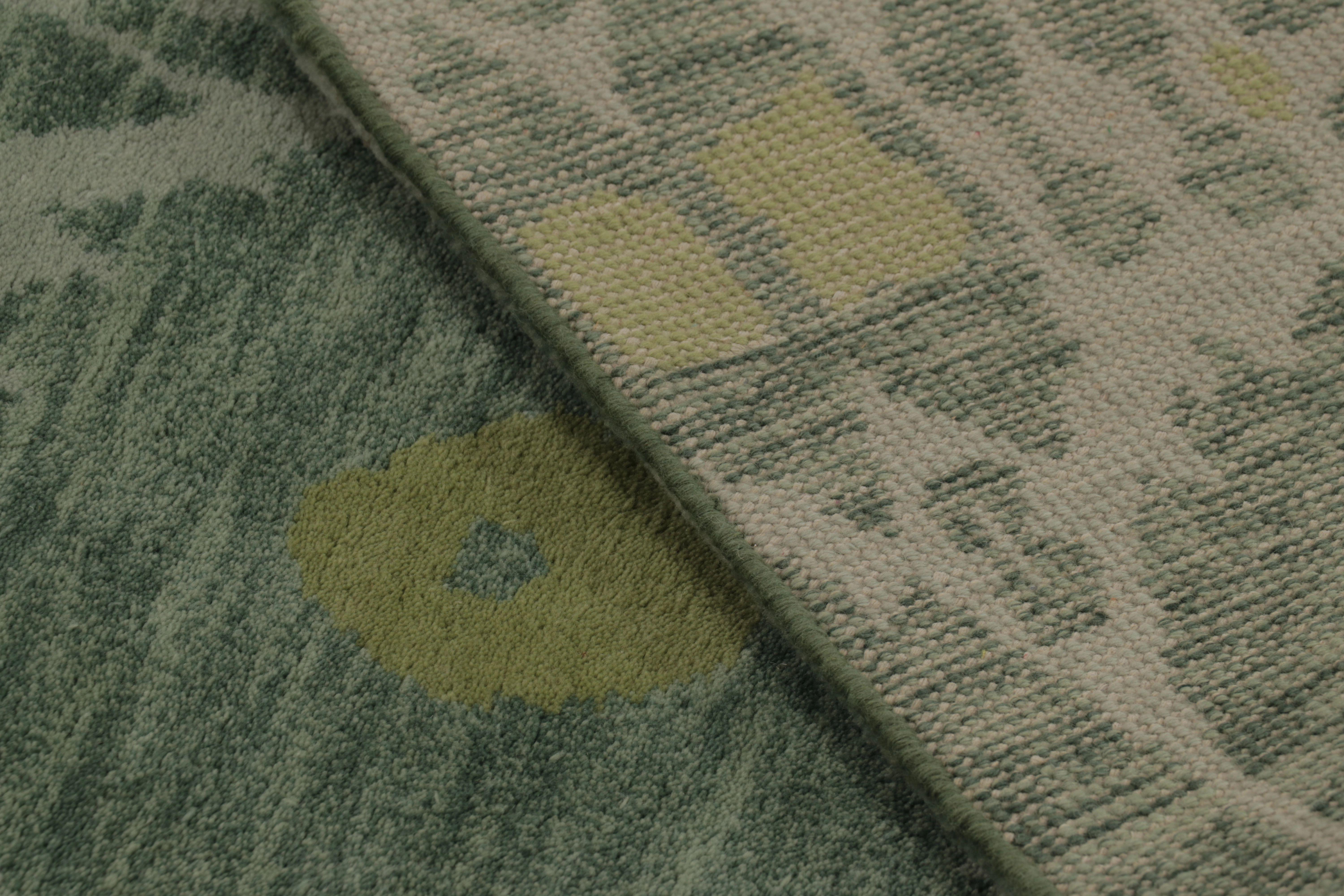 Rug & Kilim's Art Deco inspirierter Teppich, Teal Tones mit geometrischen Ikat-Mustern (Wolle) im Angebot