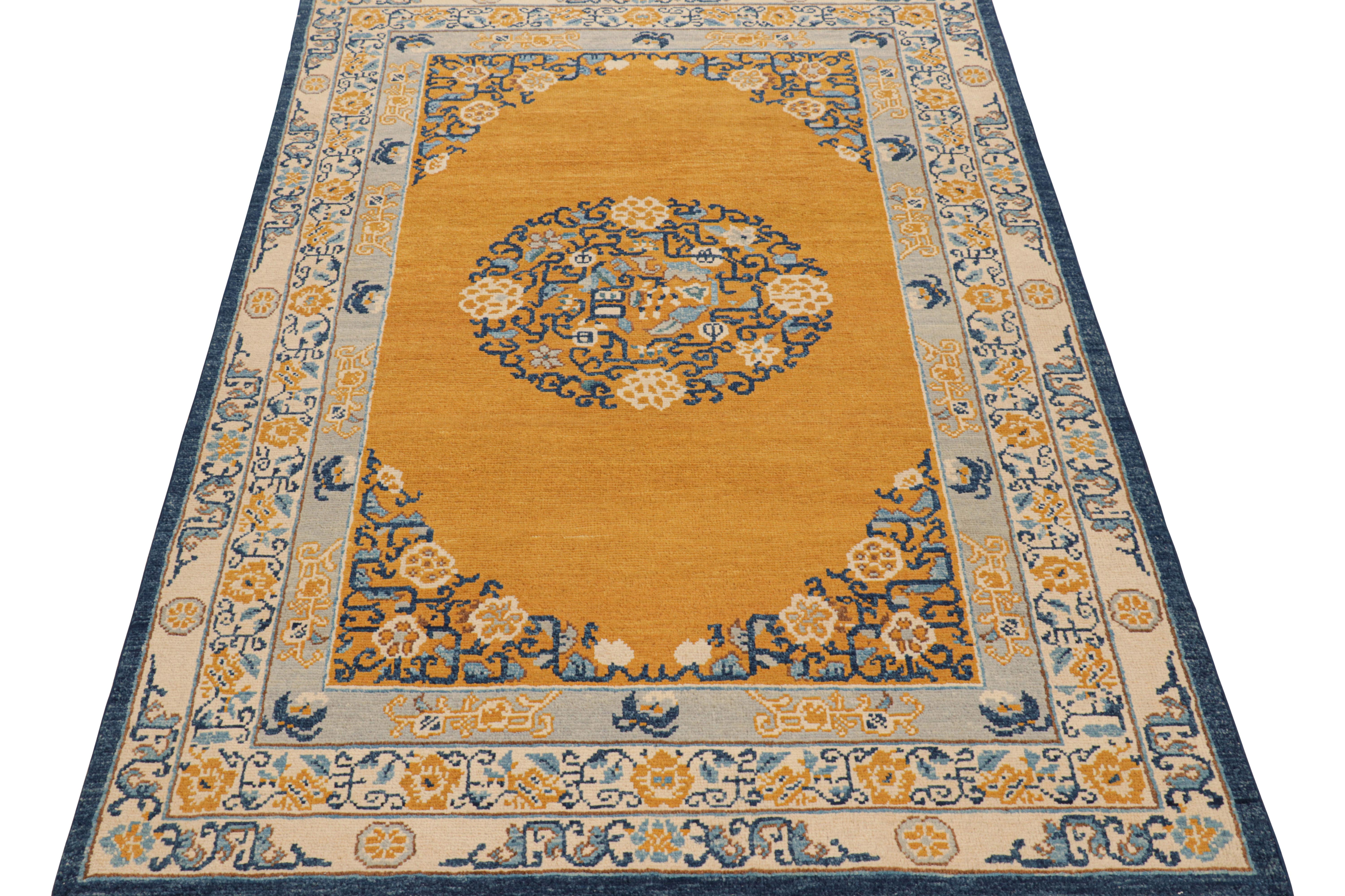 Rug & Kilim’s Art Deco Rug in Gold with Medallion and Floral Patterns In New Condition For Sale In Long Island City, NY