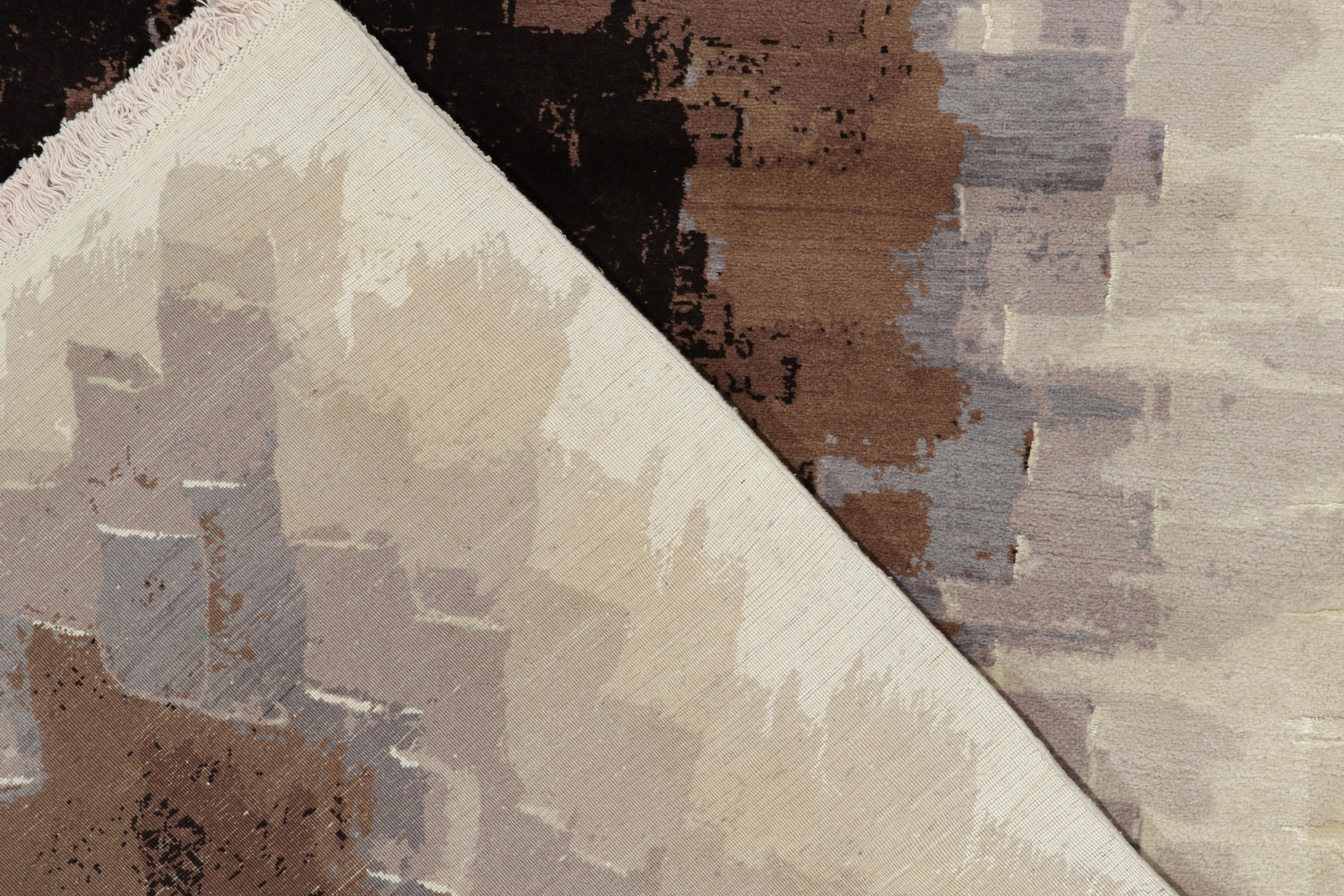 Zeitgenössischer Teppich im Art-Déco-Stil von Rug & Kilim mit braunen, schwarzen und grauen Mustern im Zustand „Neu“ im Angebot in Long Island City, NY