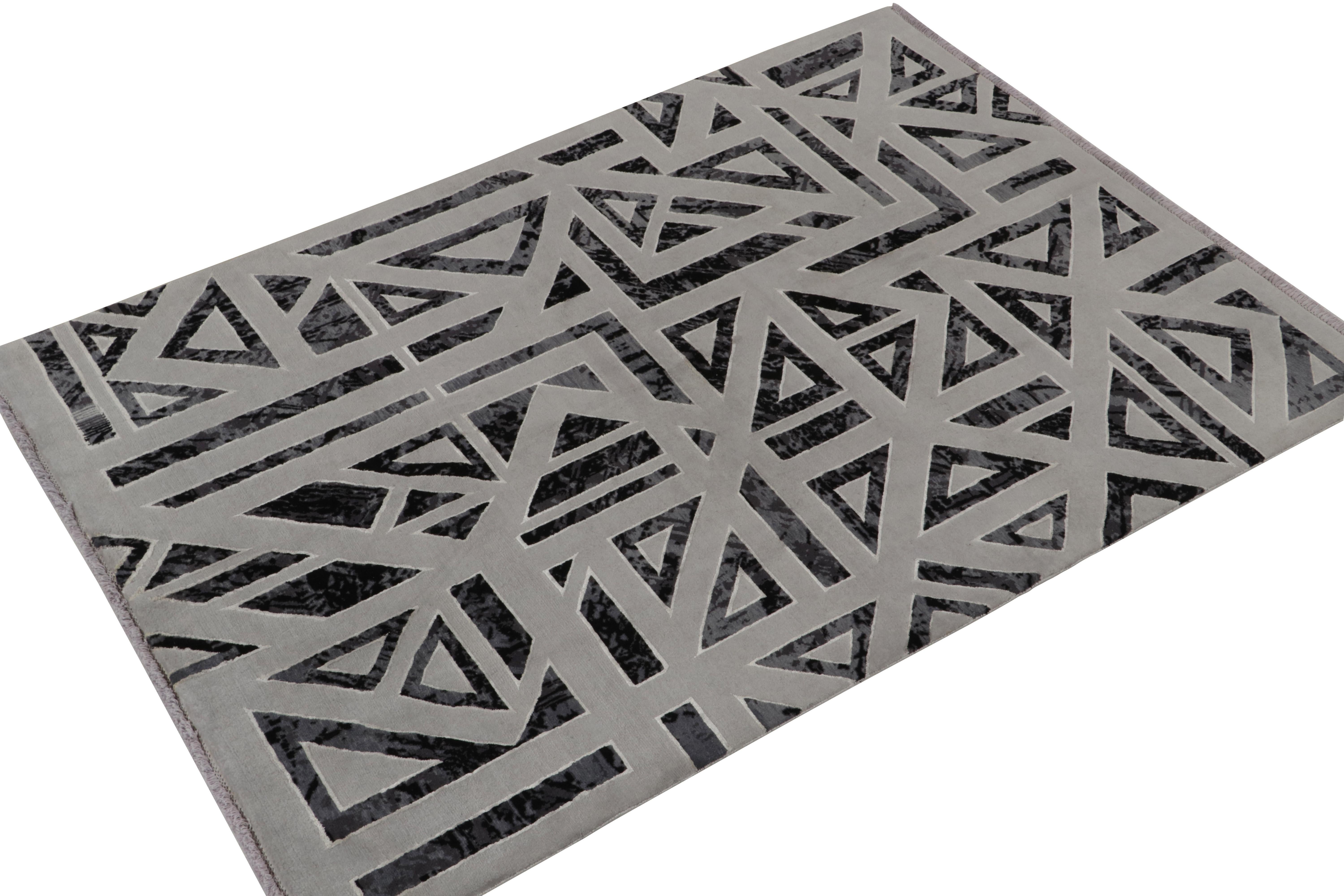 Alfombra moderna de estilo Art Déco de Rug & Kilim en gris y negro con motivos geométricos Art Decó en venta