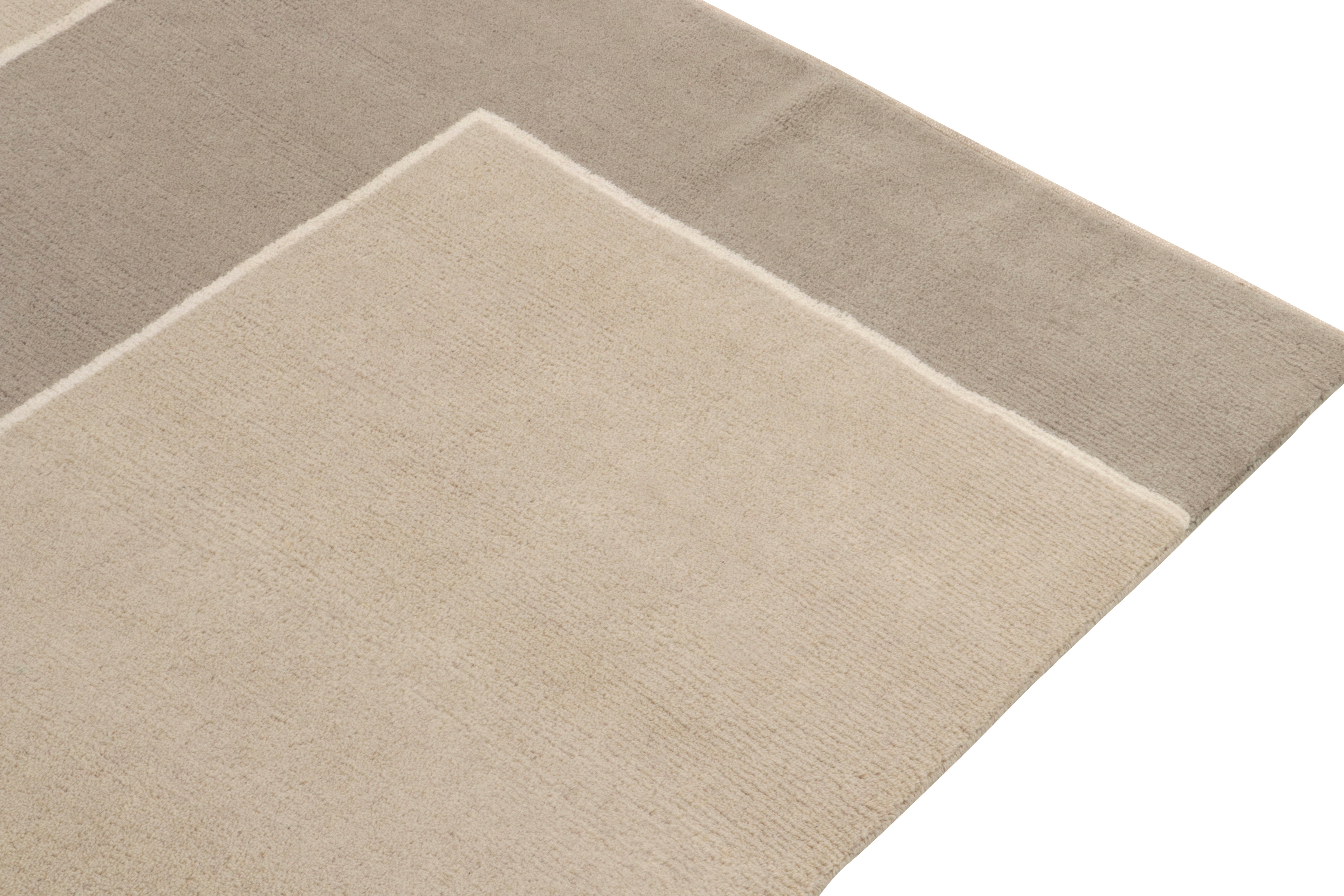 Rug & Kilims Art-Deco-Teppich in Beige und Grau mit geometrischen Mustern (Handgeknüpft) im Angebot