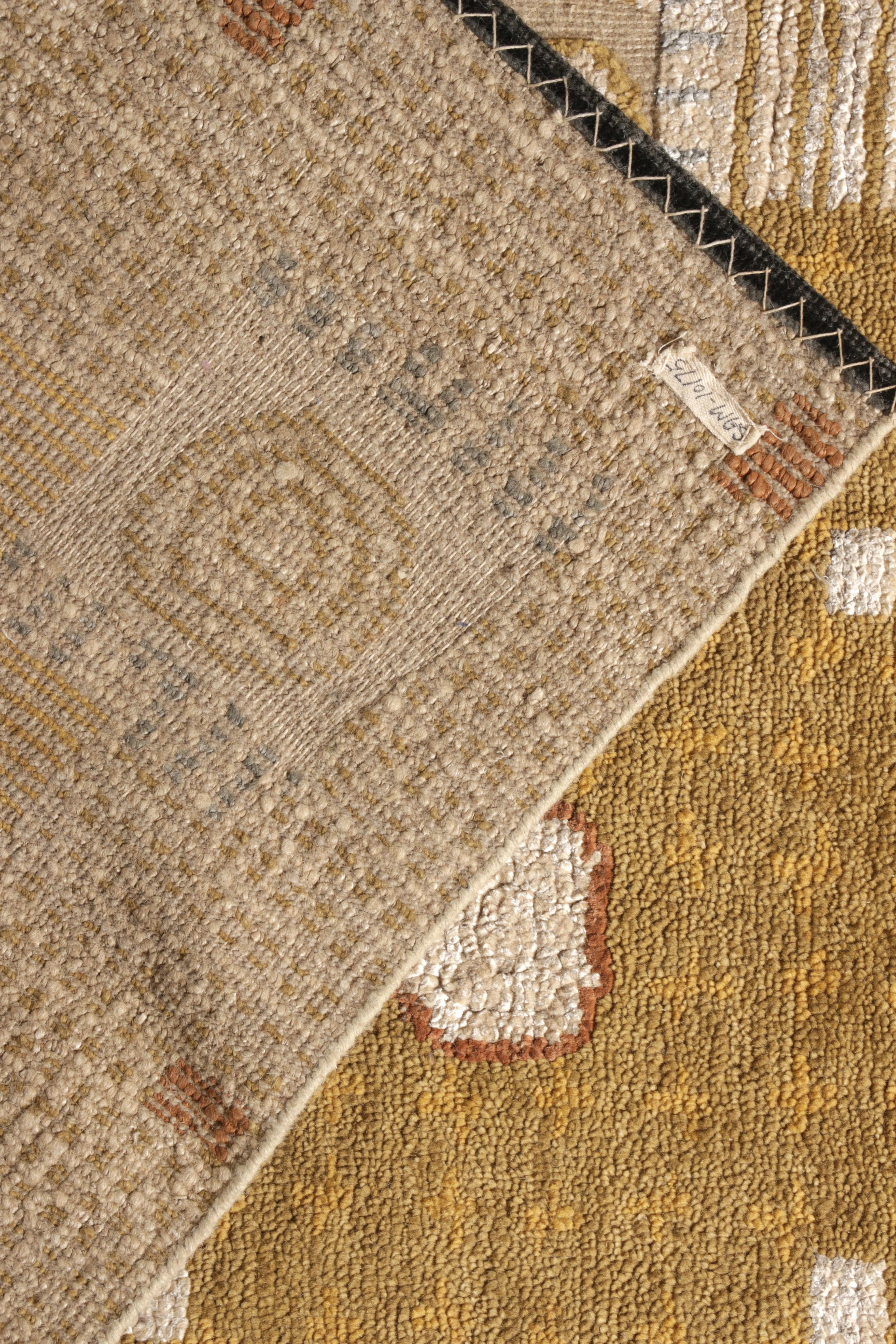 Teppich & Kilims Art Deco Stil Teppich in Gold und Beige-Brown mit geometrischem Muster (Handgeknüpft) im Angebot