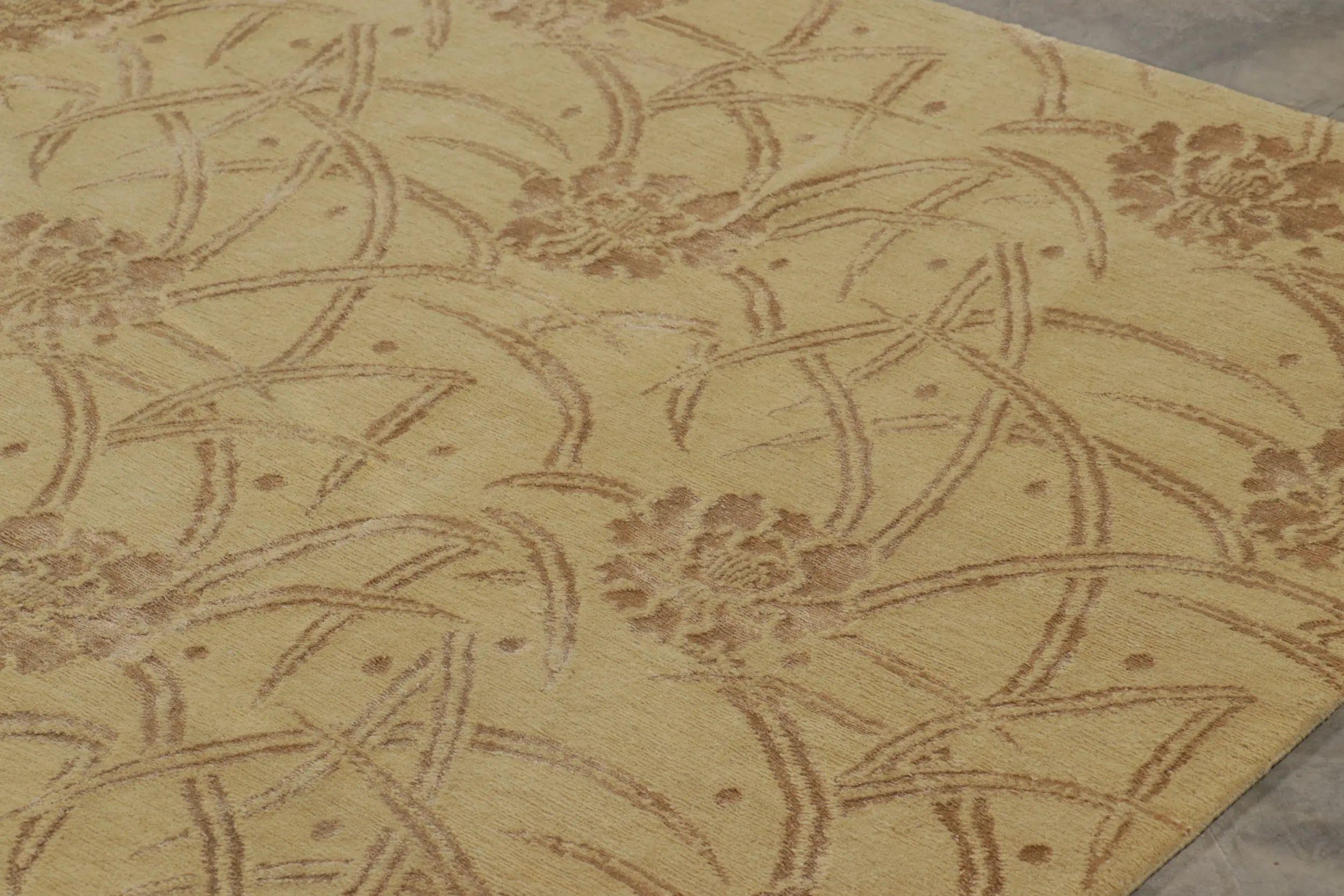 Rug & Kilim’s Art Deco Style Rug in Gold with Beige Floral Patterns “Bamboo” In New Condition For Sale In Long Island City, NY