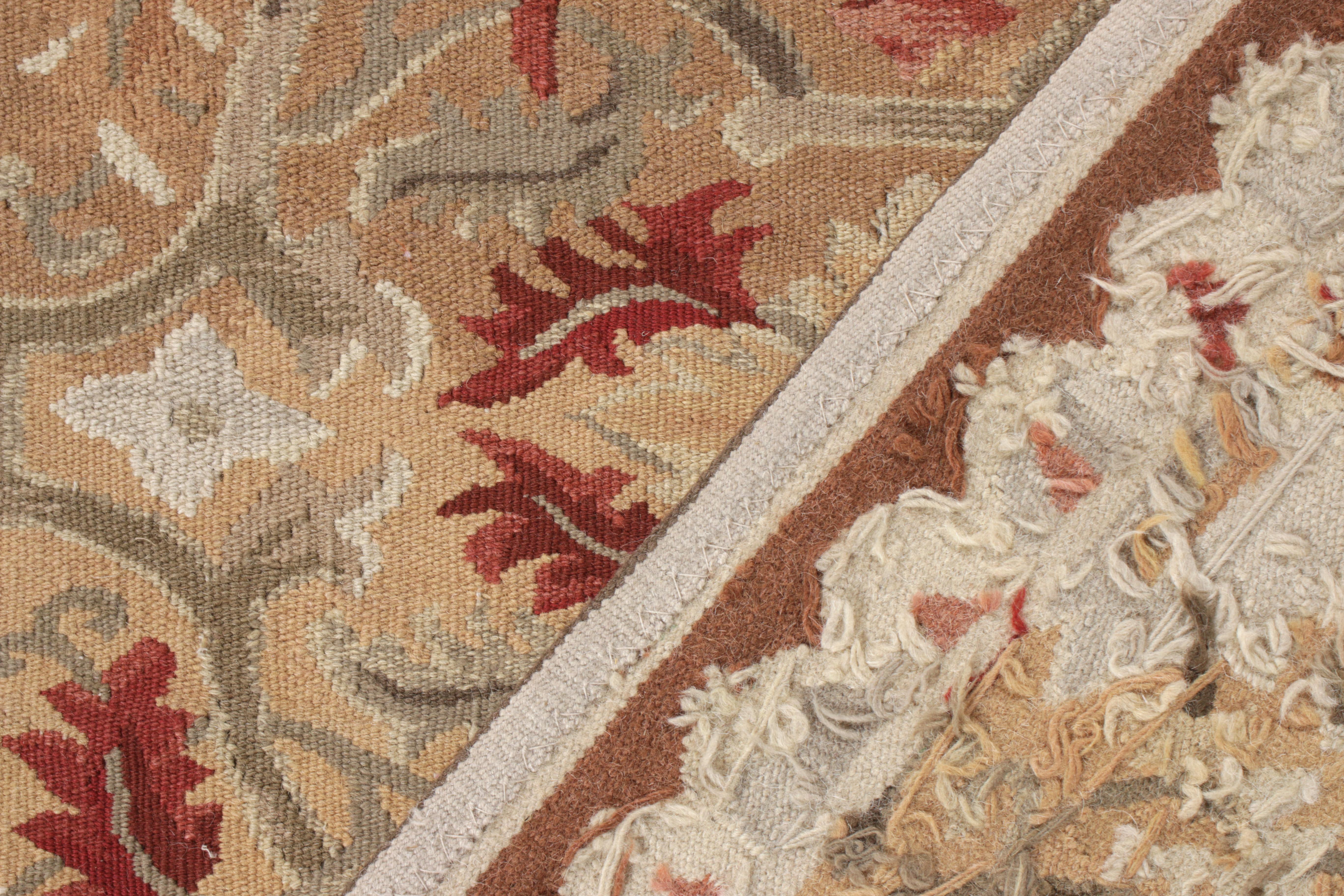 Rug & Kilim’s Aubusson Flat Weave Style Rug, Beige, Gray and Red Floral Pattern In New Condition For Sale In Long Island City, NY