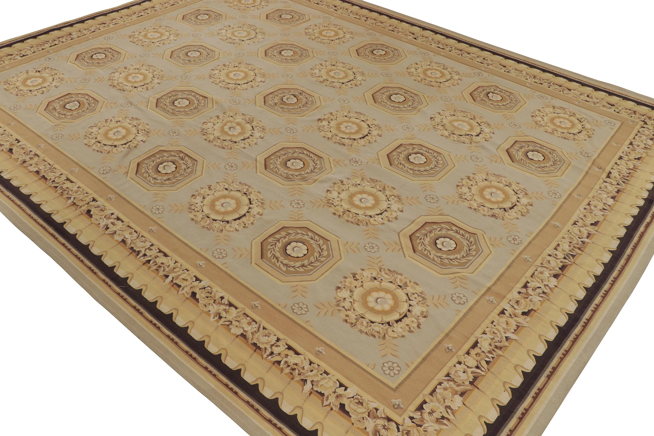 Chinese Rug & Kilim’s Aubusson Style Flat Weave in Gray, Beige and Gold Floral Pattern For Sale