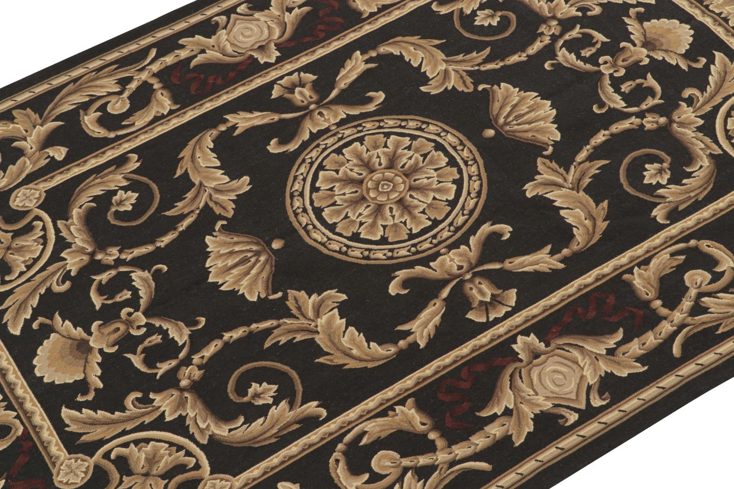 Tissé à la main en laine, ce kilim 6x9 est une nouveauté de la Collection européenne de Rug & Kilim, inspirée des tissages plats d'Aubusson du XVIIIe siècle.

Sur le Design : 

Ce tapis est orné d'un jeu de médaillons et de motifs all-over, de