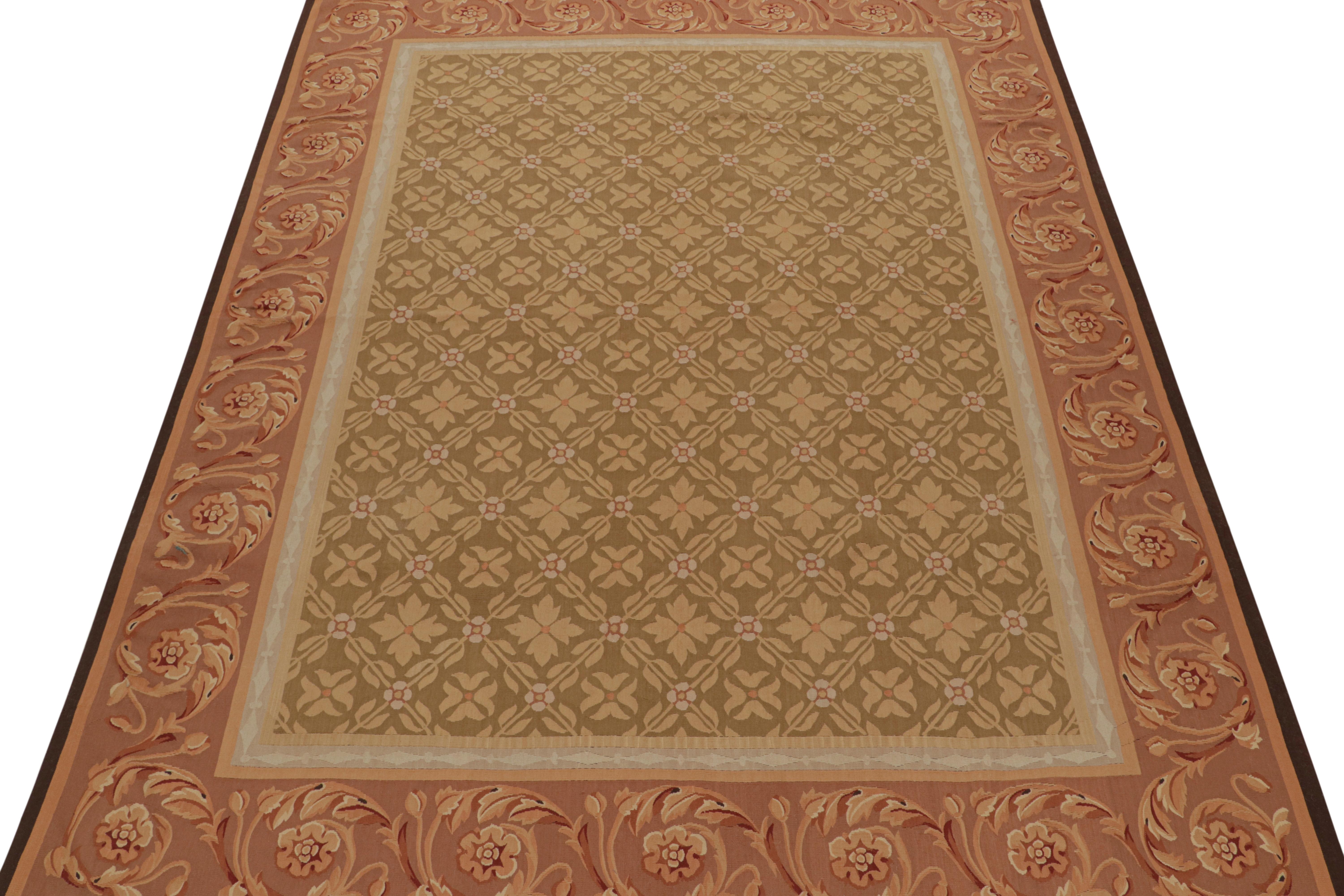 Tapis & Kilim's Aubusson Style Flatweave in with Beige-Brown Floral Motif floral Neuf - En vente à Long Island City, NY