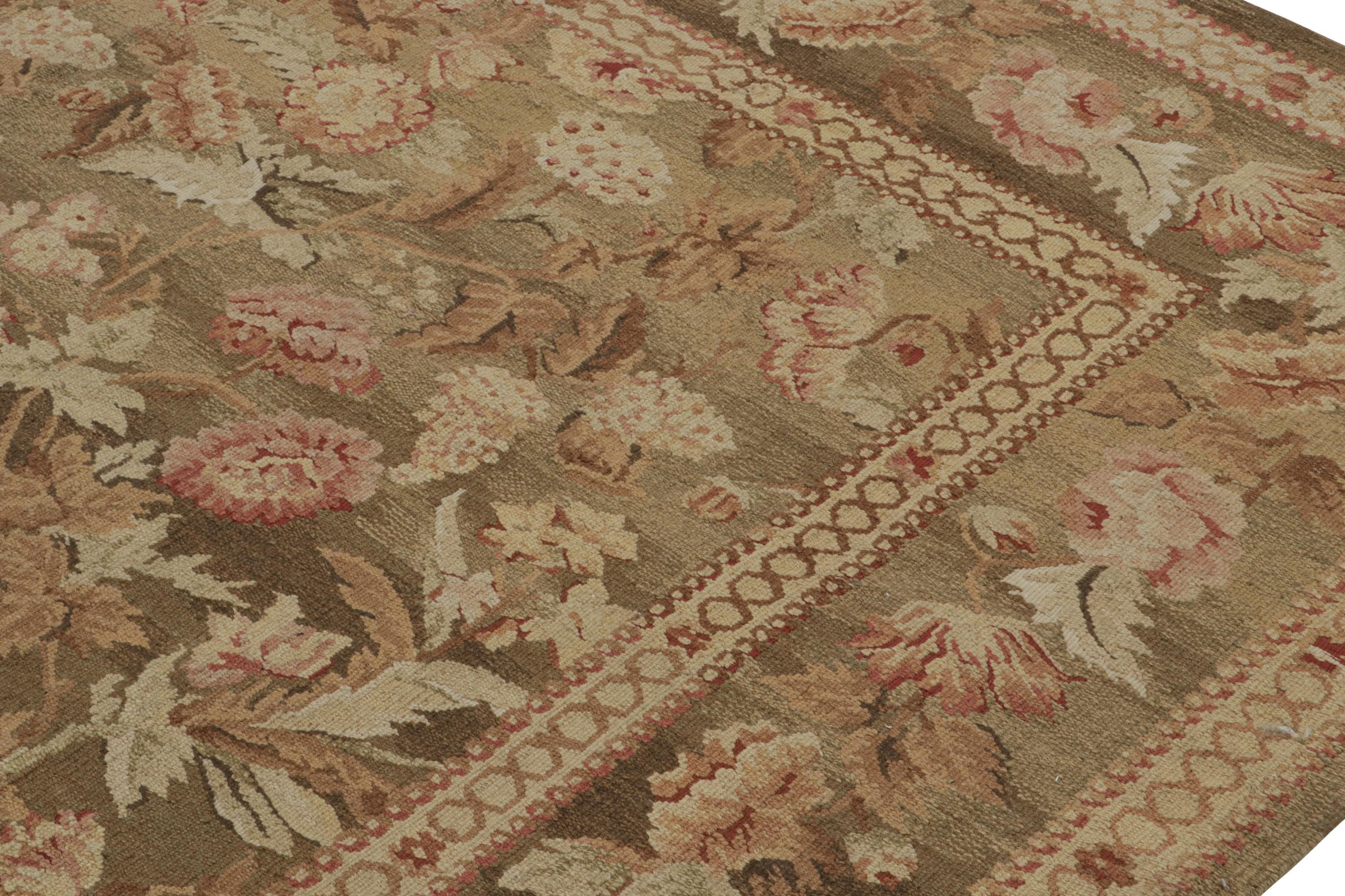 Tessuto a mano Rug & Kilim è un tappeto a trama piatta in stile Aubusson con disegno floreale botanico in vendita