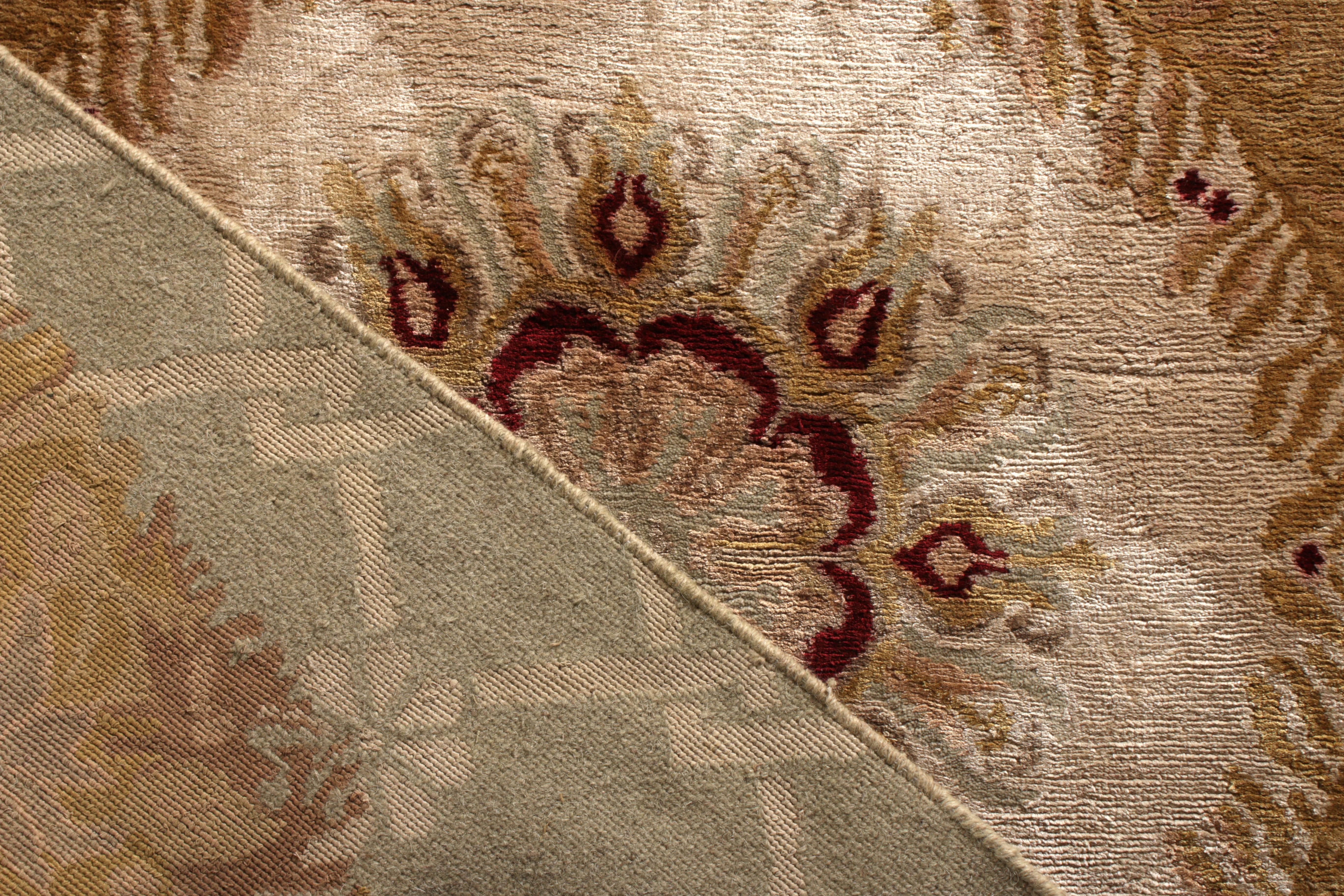 Tappeto Rug & Kilim in stile Aubusson con motivo a medaglioni beige-marrone e verde In condizioni Nuovo in vendita a Long Island City, NY