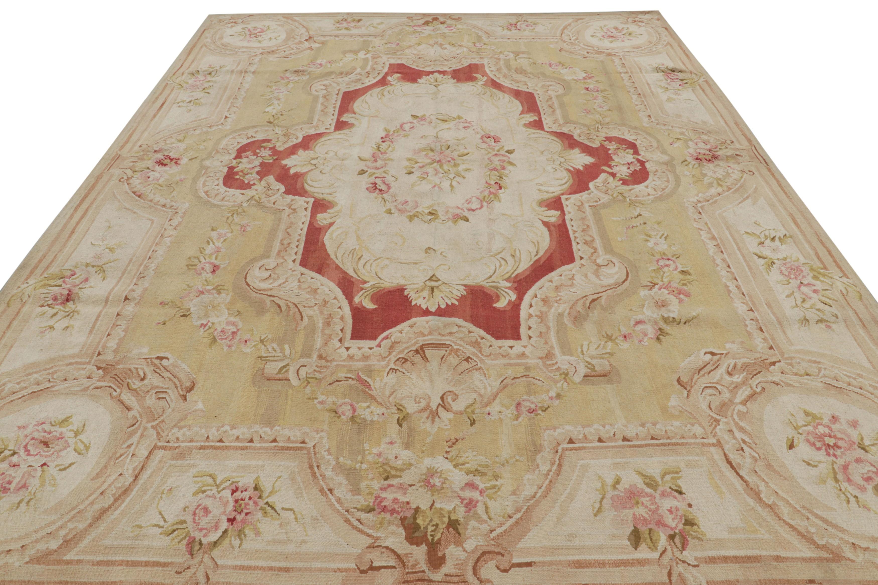 Tapis de style Aubusson de Rug & Kilim en crème et vert avec médaillon floral rouge Neuf - En vente à Long Island City, NY