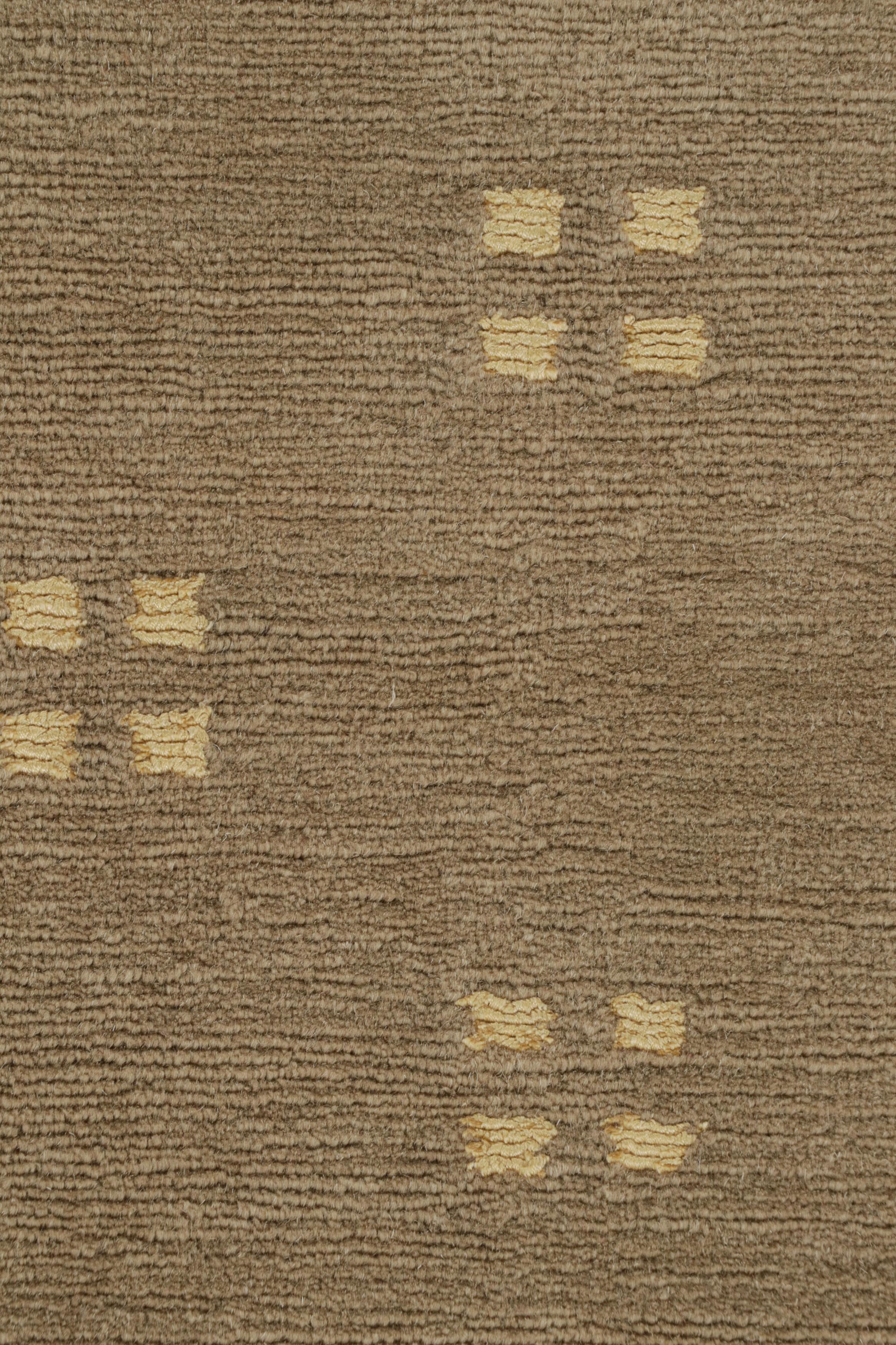 XXIe siècle et contemporain Rug & Kilim's Austrian Art Deco Rug in Beige-Brown with Geometric Patterns (tapis autrichien Art déco en beige et brun avec des motifs géométriques) en vente