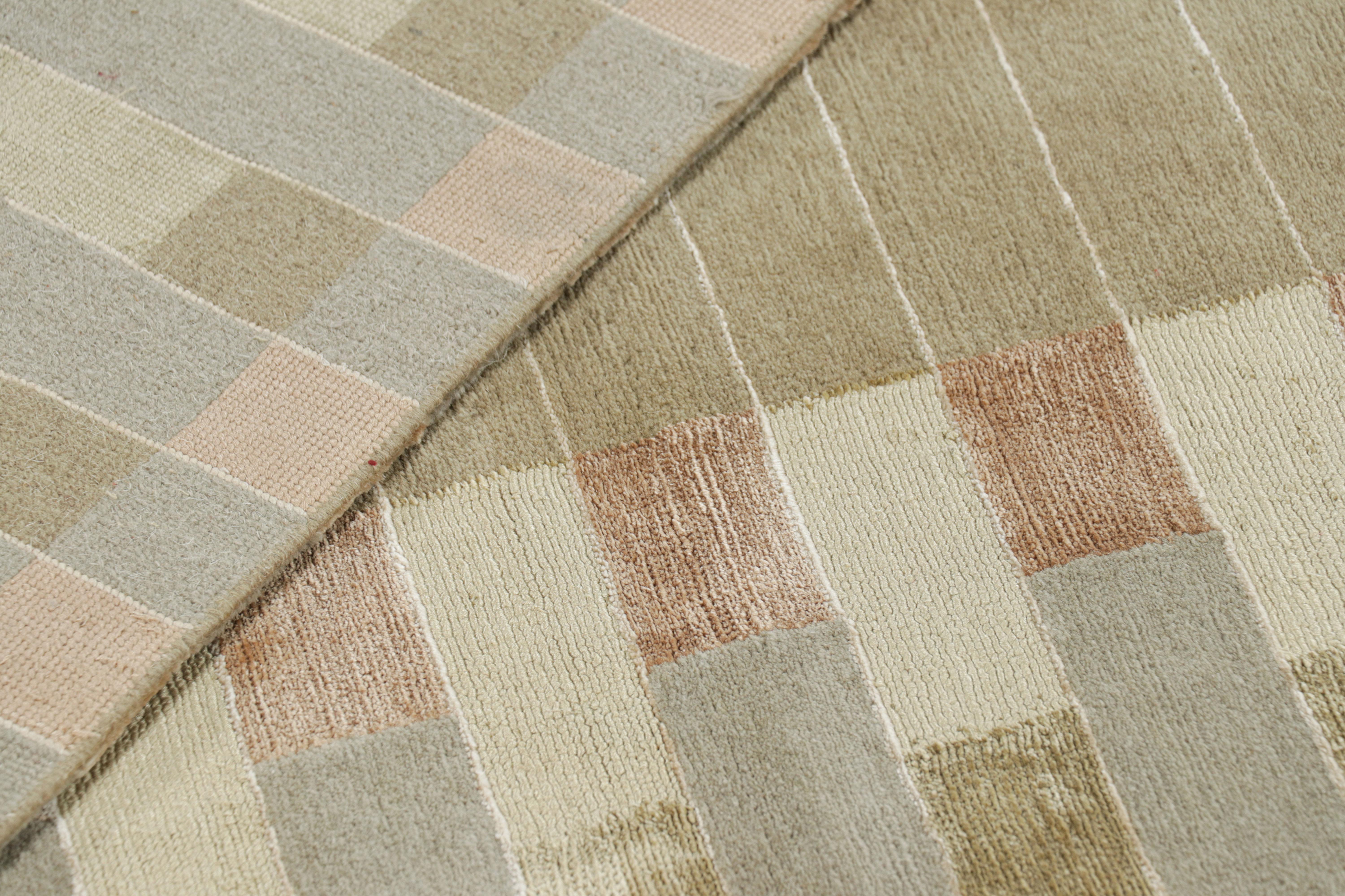 XXIe siècle et contemporain Rug & Kilim's Austrian Art Deco Style Rug with Stripes and Geometric Patterns (tapis autrichien de style art déco avec des rayures et des motifs géométriques) en vente