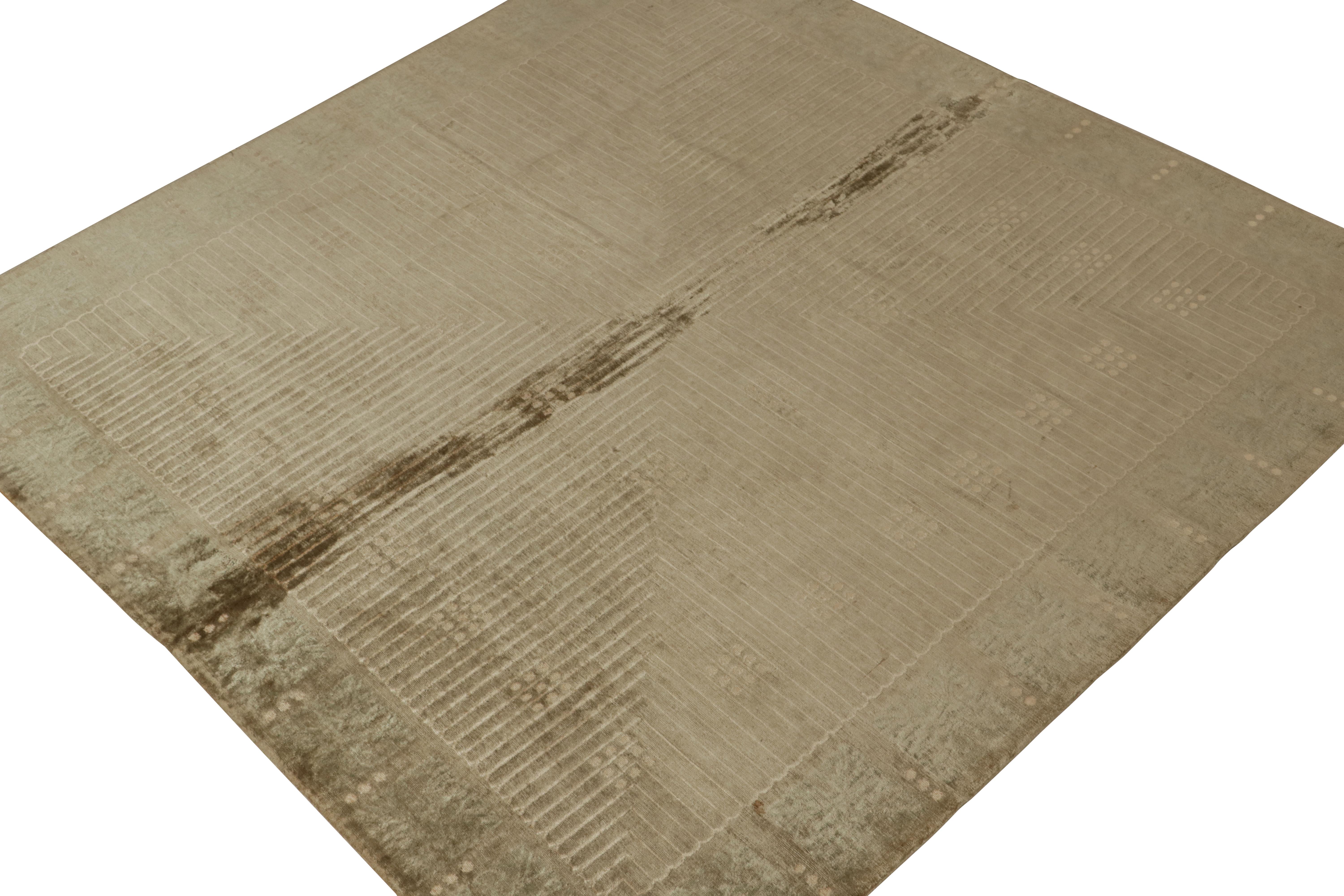 Questo tappeto quadrato 8x8 Art Deco è un'audace novità della collezione Rug & Kilim. 

Ulteriori informazioni sul design: 

Questo particolare tappeto è annodato a mano in seta naturale e il suo design riprende lo stile Deco austriaco in modo