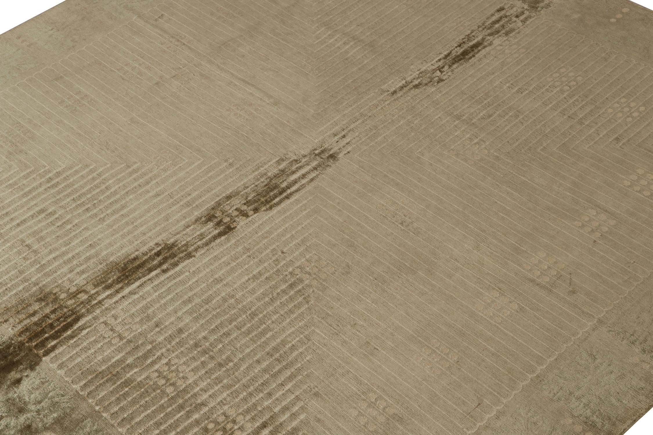 Rug & Kilim's Austrian Style Art Deco Teppich in Braun mit Beige Geometrischem Muster (Nepalesisch) im Angebot
