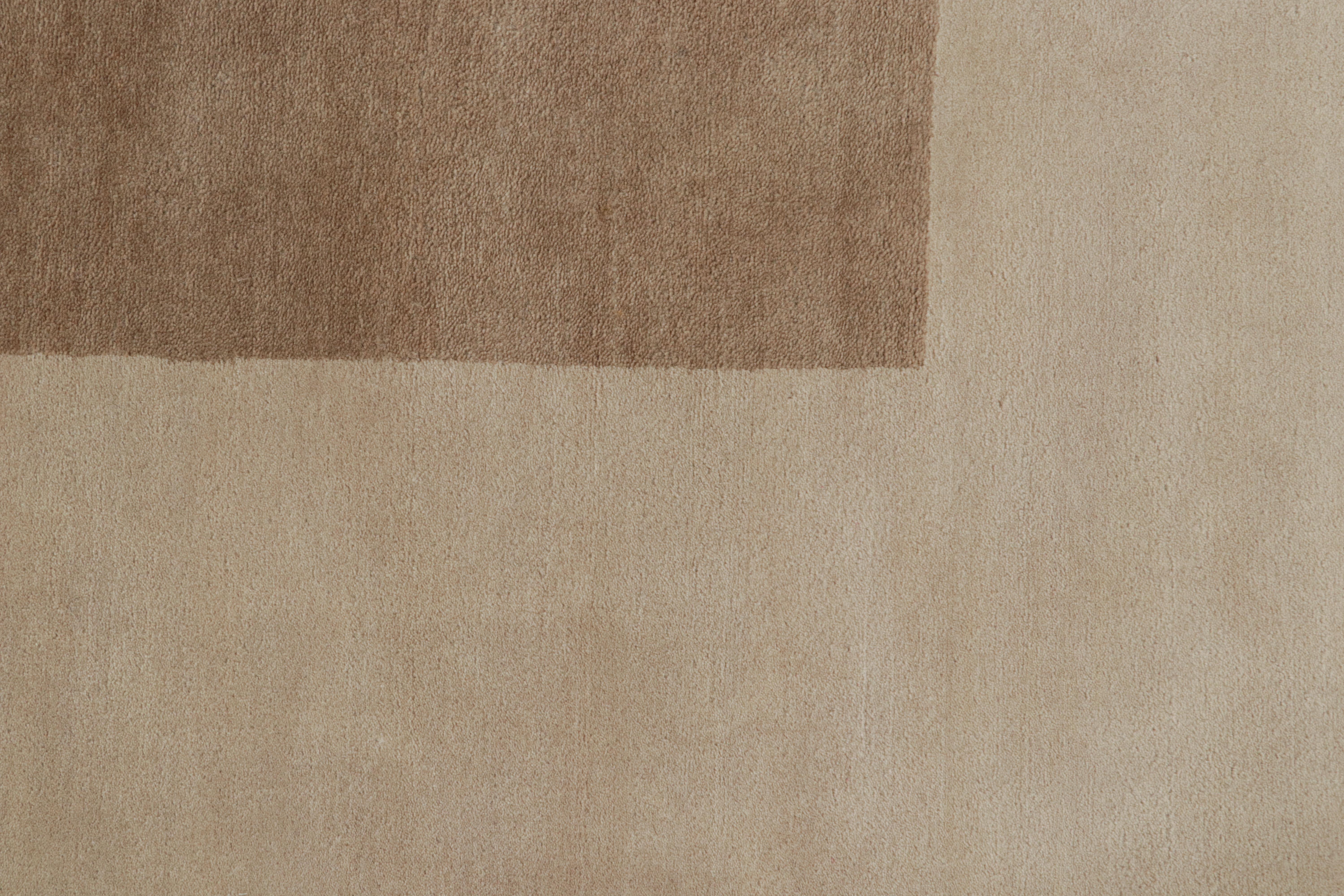 Alfombra moderna estilo Bahaus de Rug & Kilim con dibujo geométrico beige-marrón Indio en venta