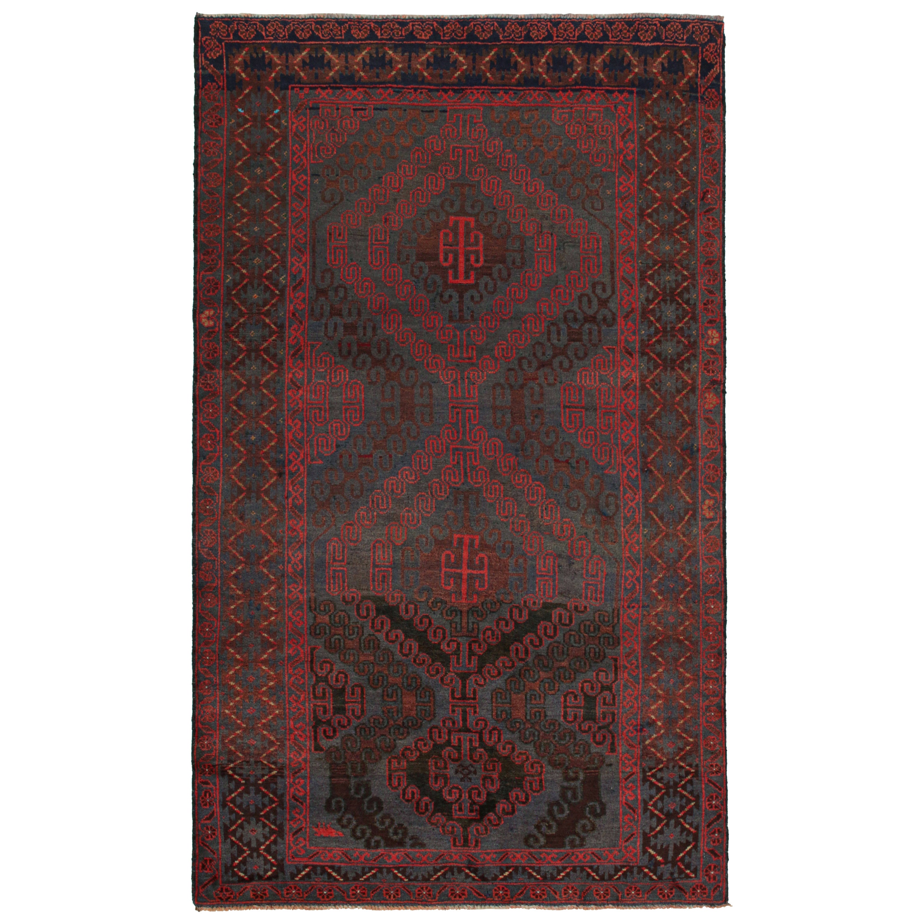 Baluch-Stammesteppich von Rug & Kilim in roten, blauen und braunen geometrischen Mustern