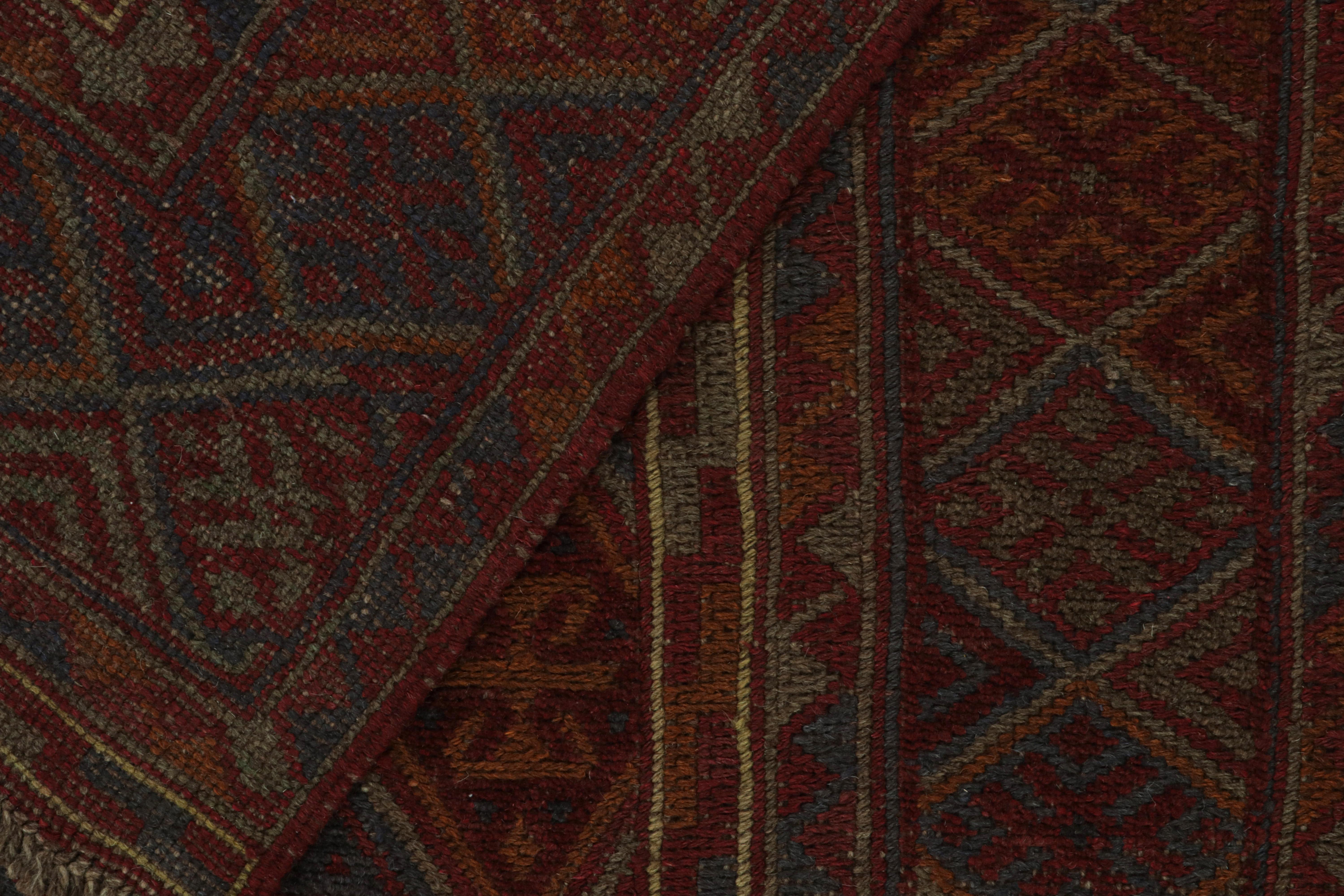 XXIe siècle et contemporain Tapis tribal Baluch à motifs géométriques colorés de Rug & Kilim en vente