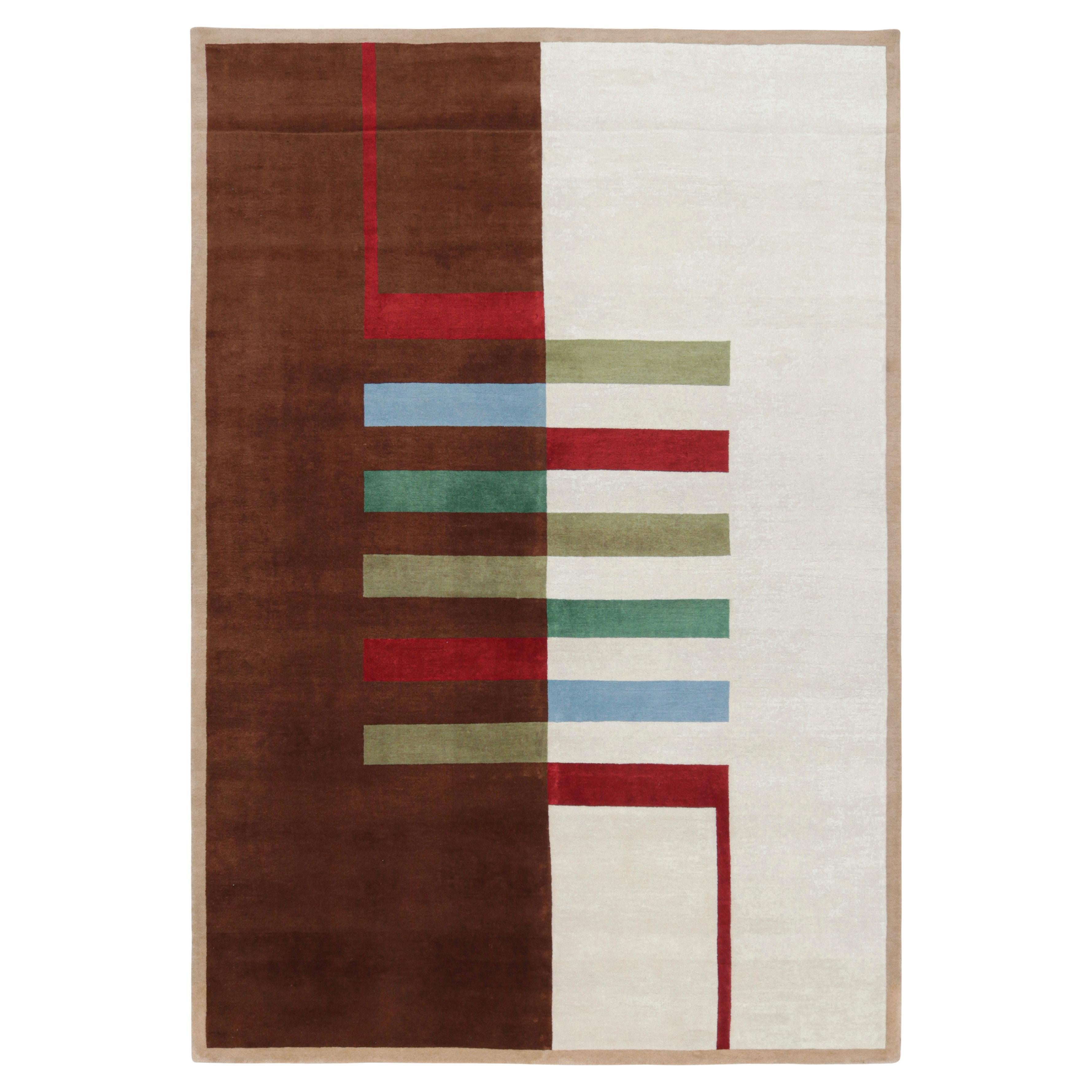 Rug & Kilim: Tappeto in stile Bauhaus in marrone e bianco con motivi geometrici in vendita