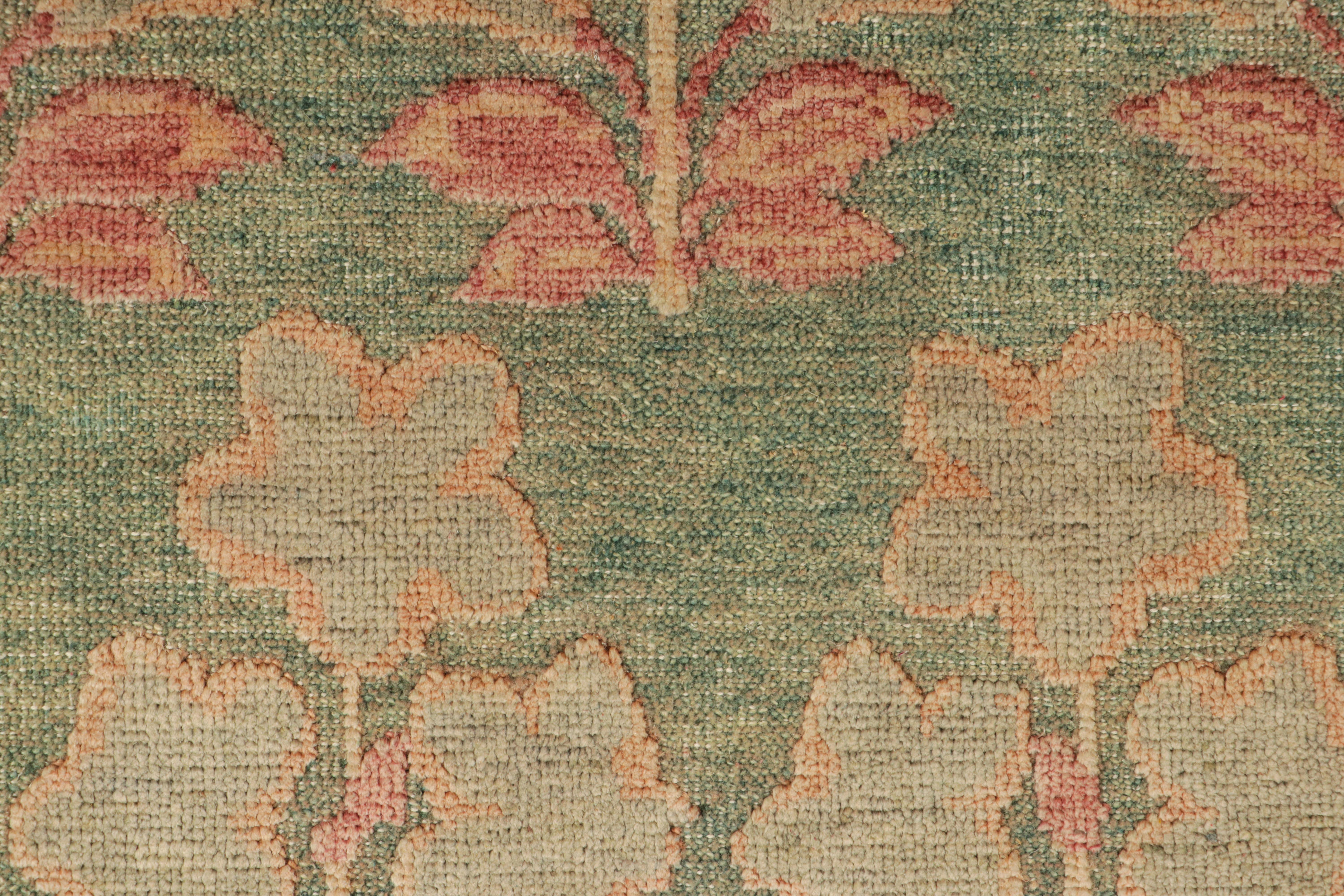 Rug & Kilim's Block Print Custom Rug Sample, Teal Green mit rosa Blumenmustern (Indisch) im Angebot