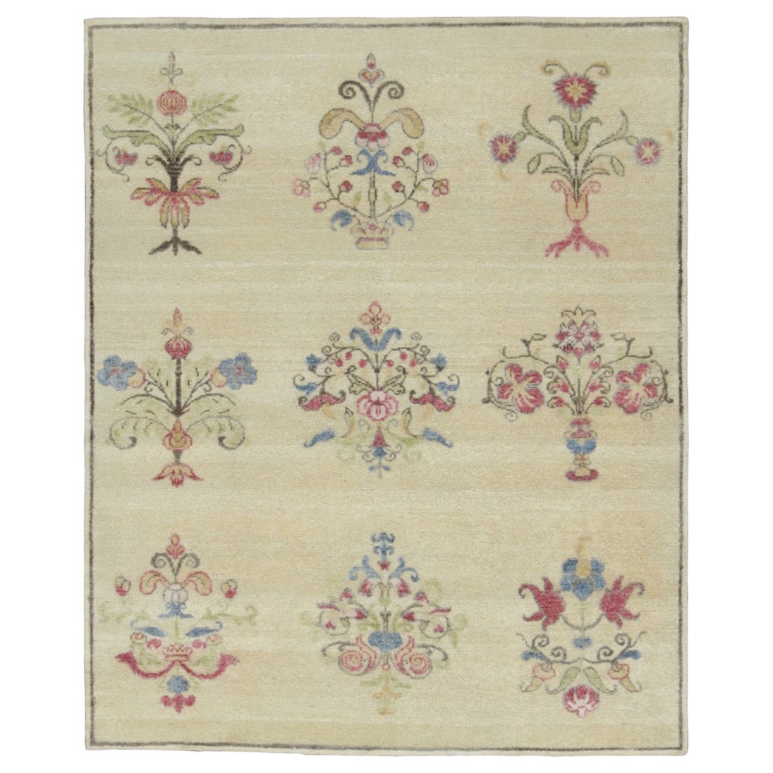 Rug & Kilim's Blockprint-Teppich, Cremeweiß mit skurrilen mehrfarbigen Blumen