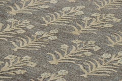 Alfombra de diseño Rug & Kilim con estampado de bloques en marrón y motivos florales en beige